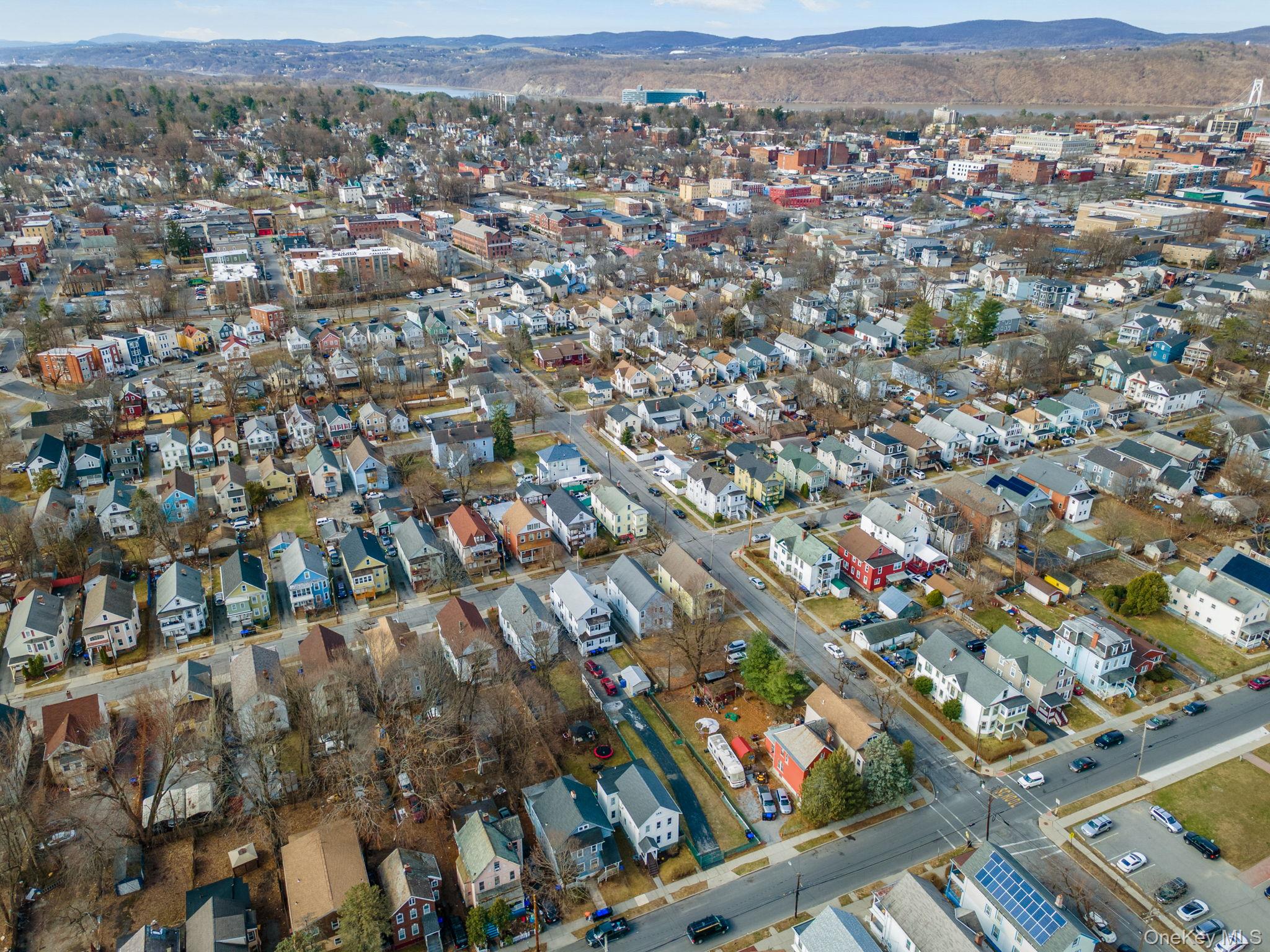 320 Mansion Street, Poughkeepsie, NY 12601