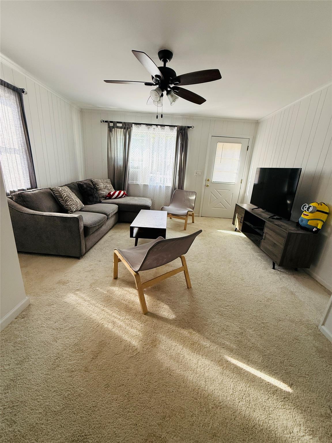 134 E 12th Street, Huntington Station, NY 11746