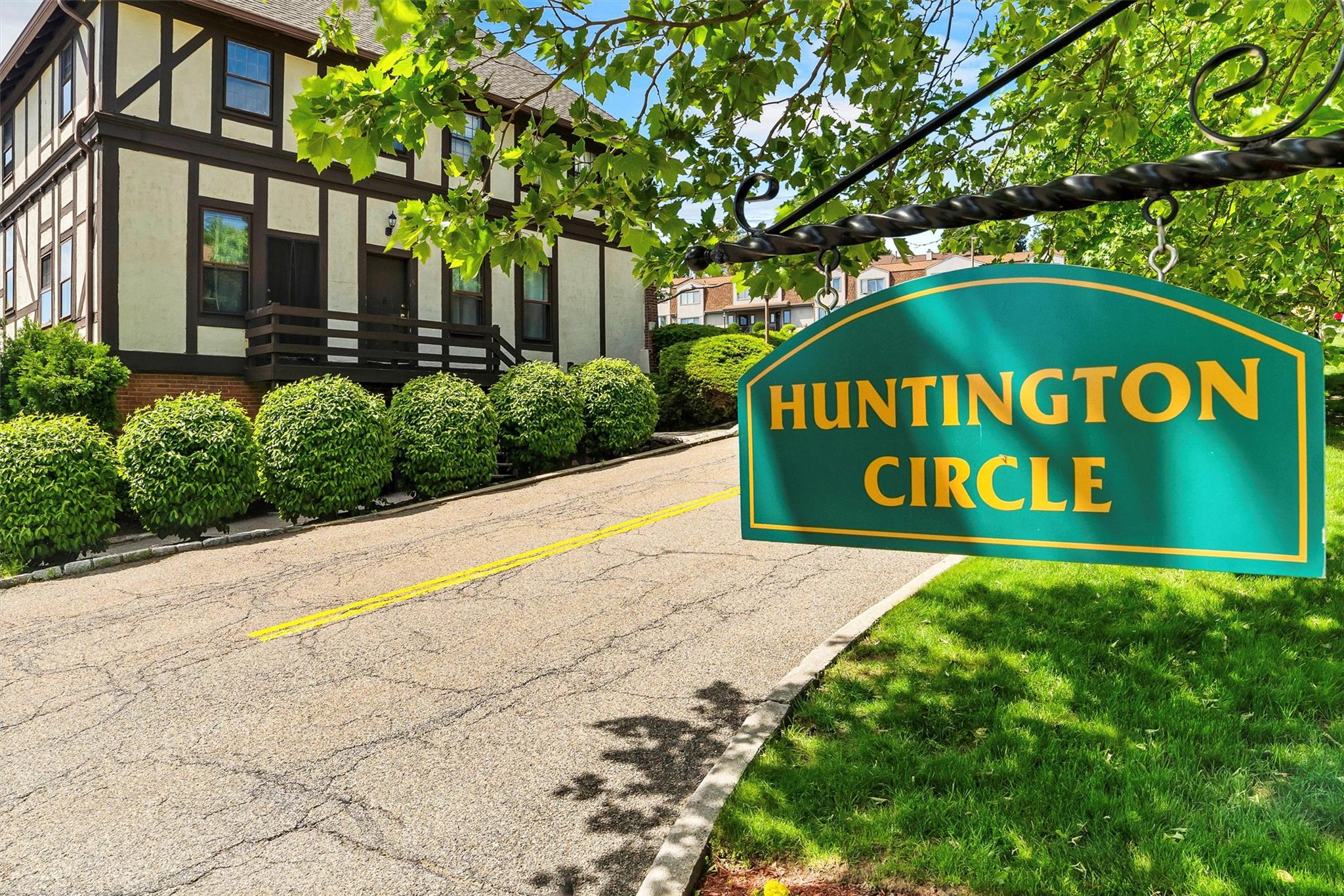 32 Huntington Circle # (Building 19), Peekskill, NY 10566