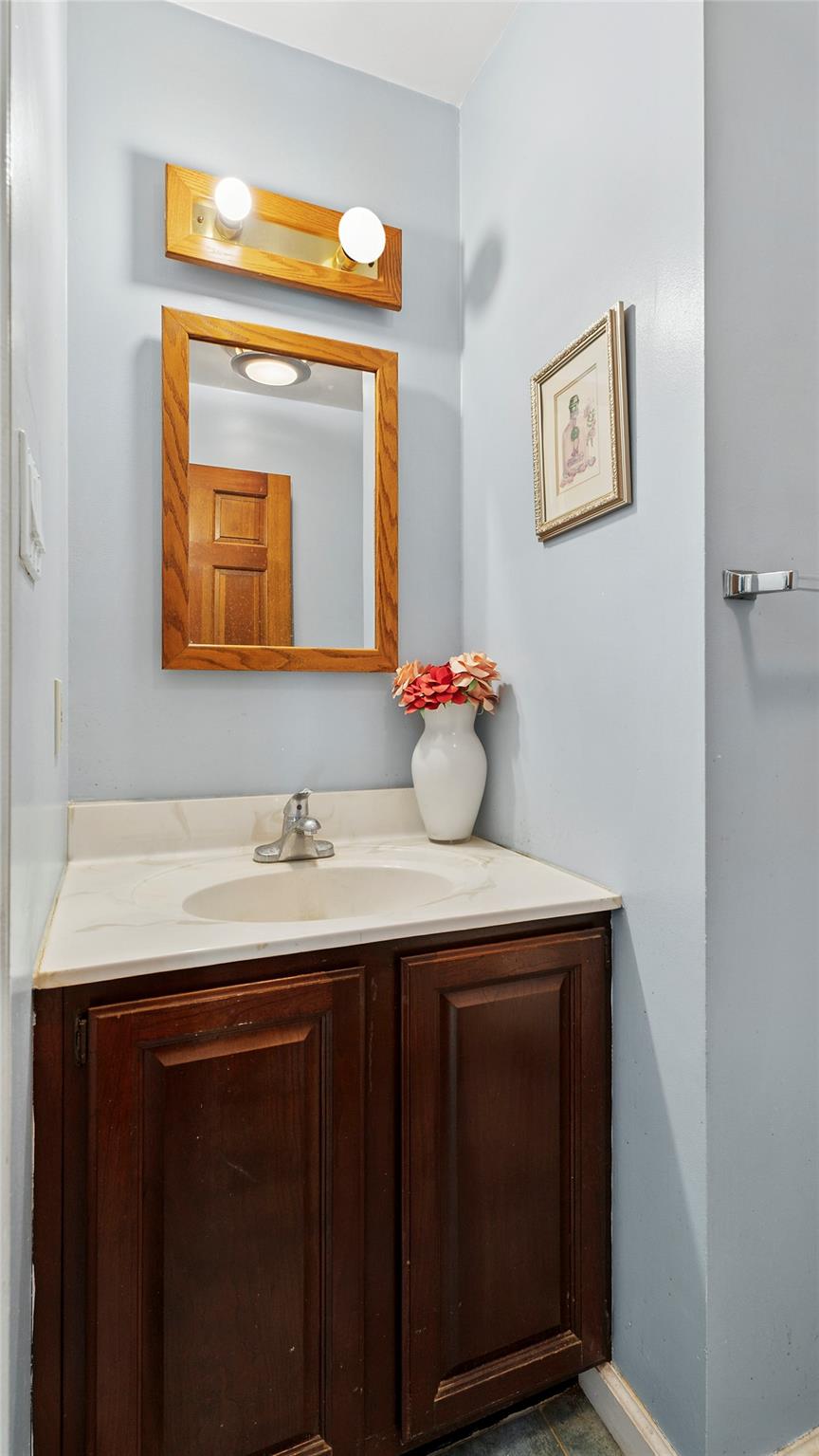 87 Mill Street, Wallkill, NY 12589