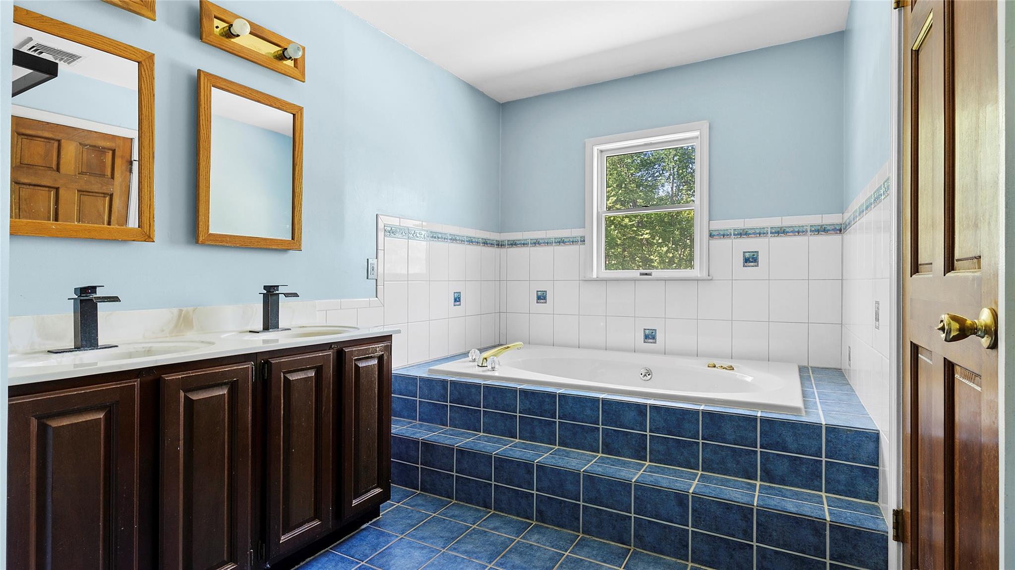 87 Mill Street, Wallkill, NY 12589