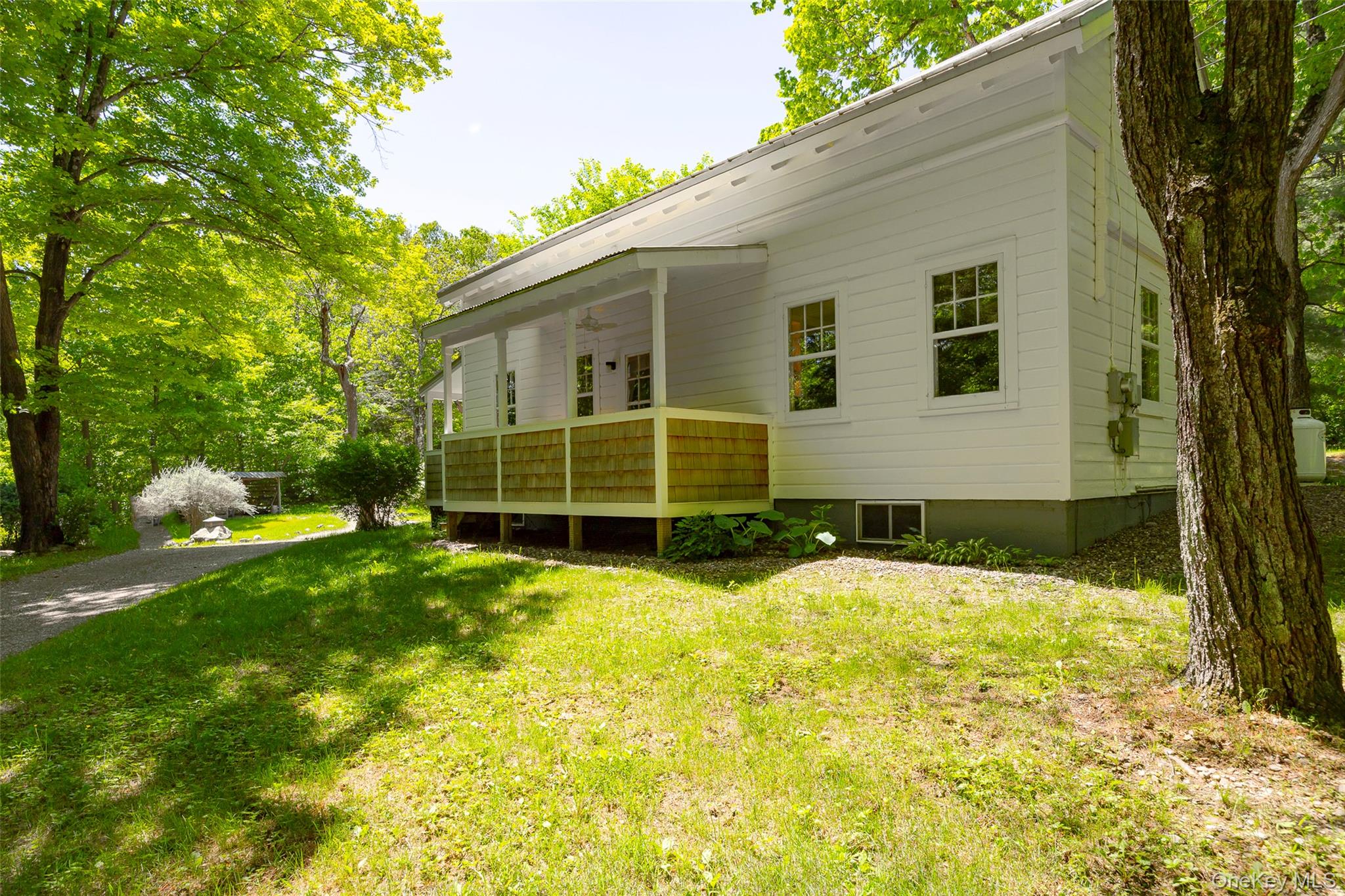 107 Near Road, Red Hook, NY 12571