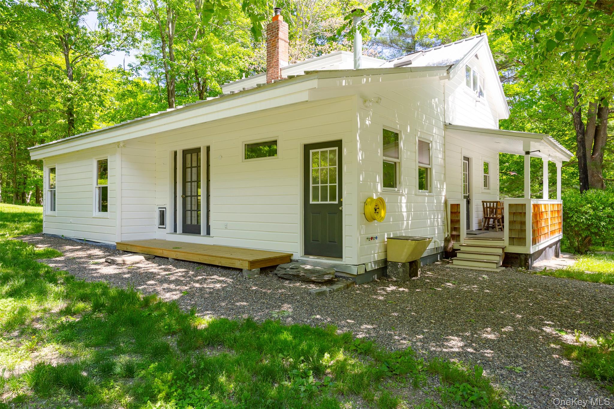 107 Near Road, Red Hook, NY 12571