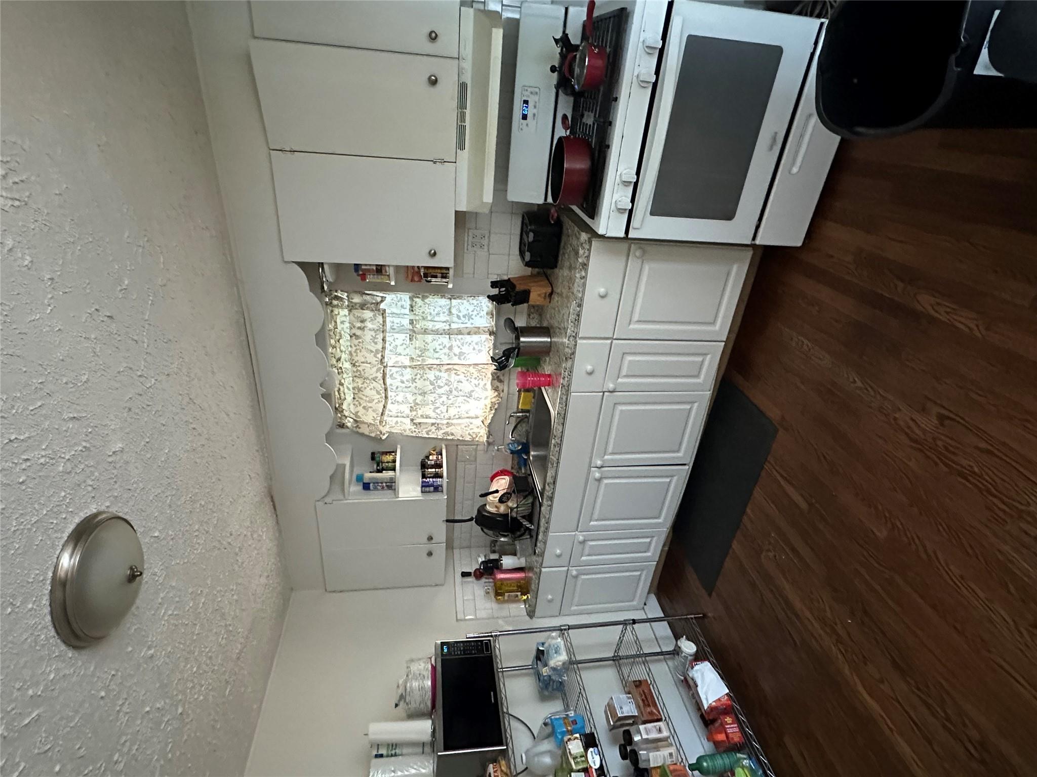 299 Highland Ave Extension, Middletown, NY 10940