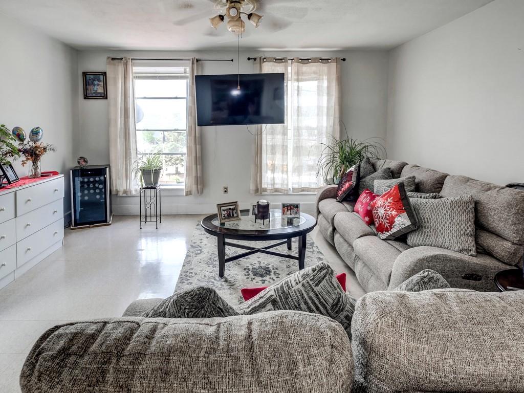 11 Goshen Avenue, Washingtonville, NY 10992