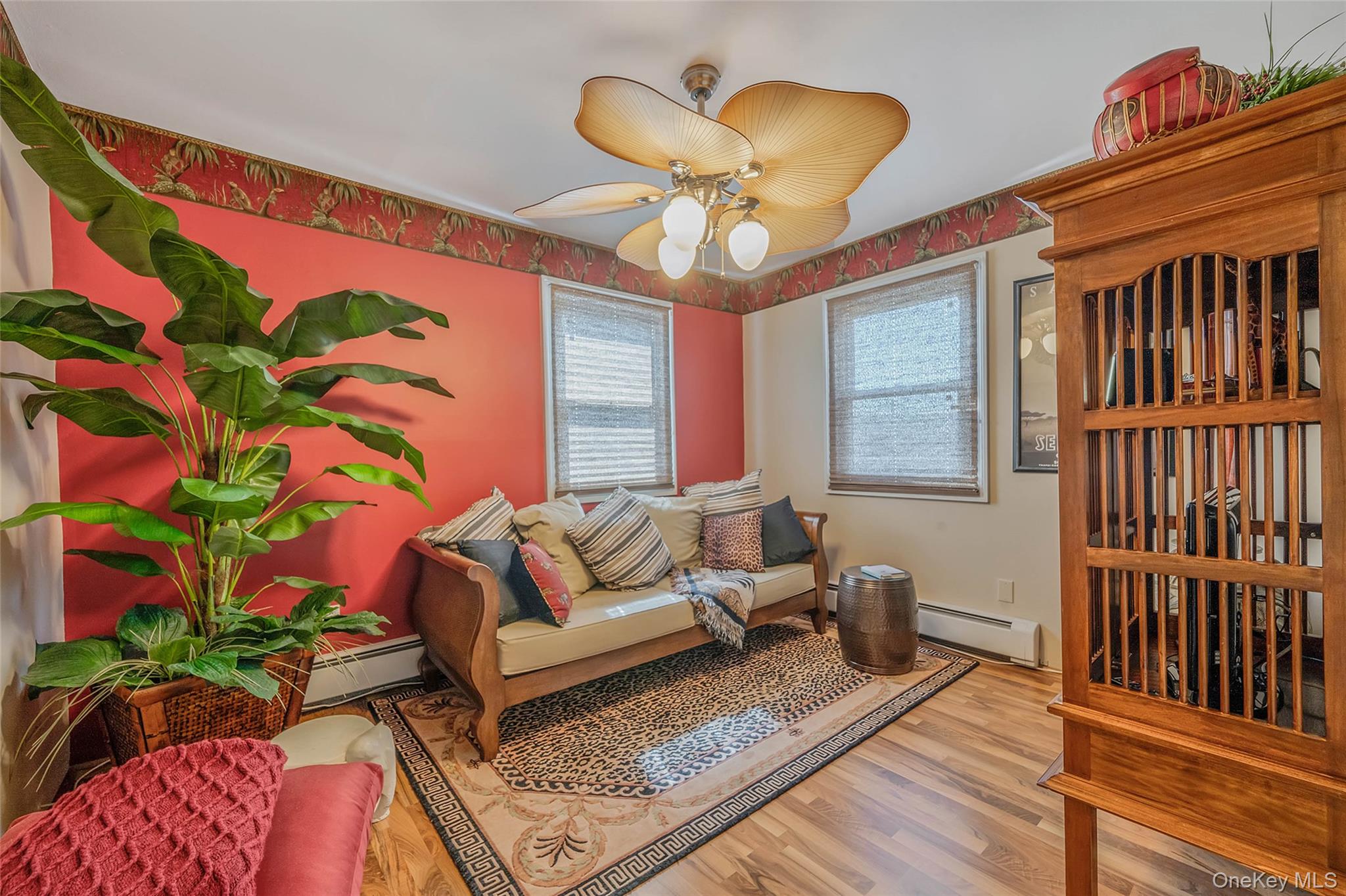 100 Mark Lane, Atlantic Beach, NY 11509