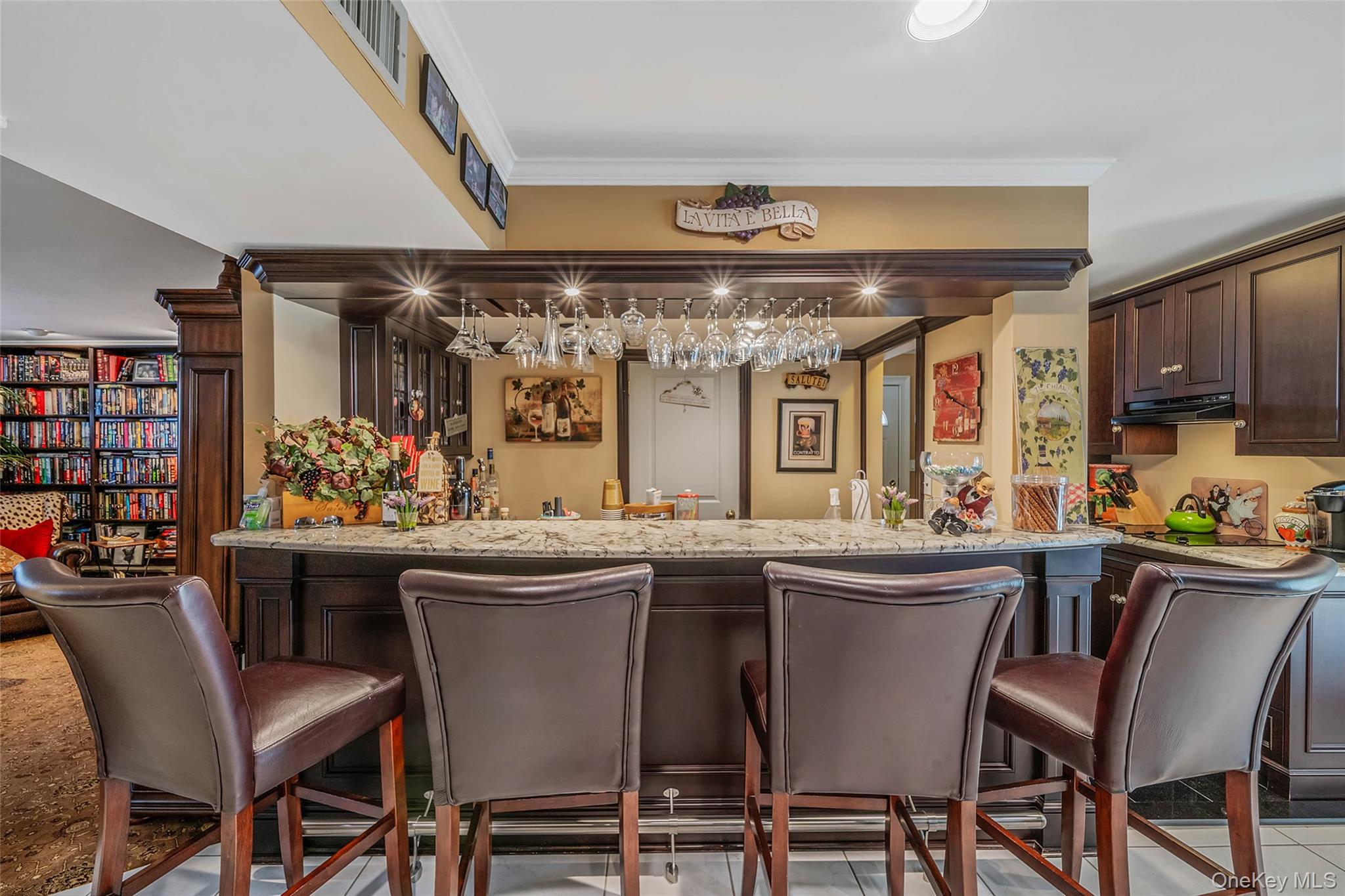 100 Mark Lane, Atlantic Beach, NY 11509