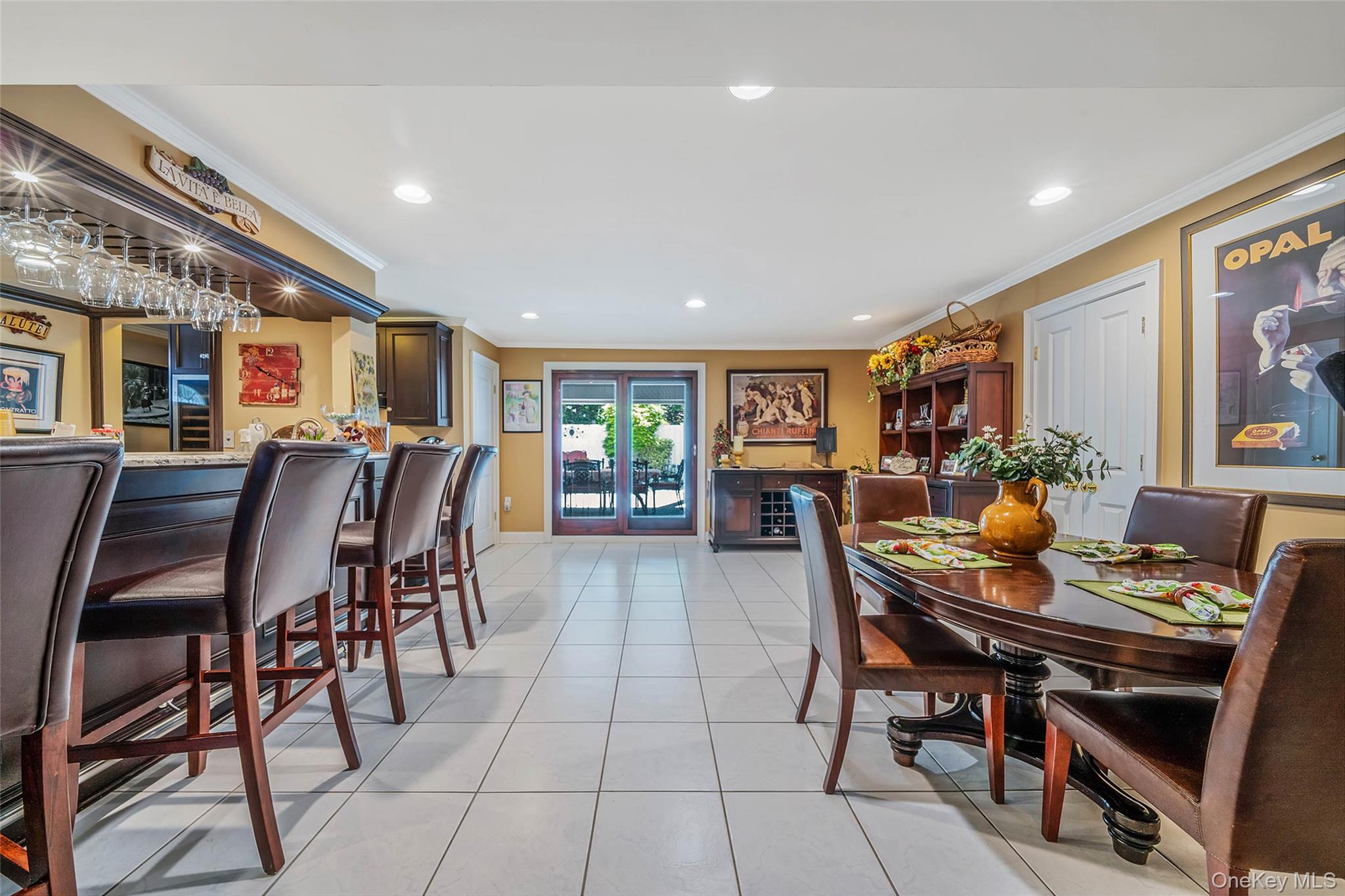 100 Mark Lane, Atlantic Beach, NY 11509