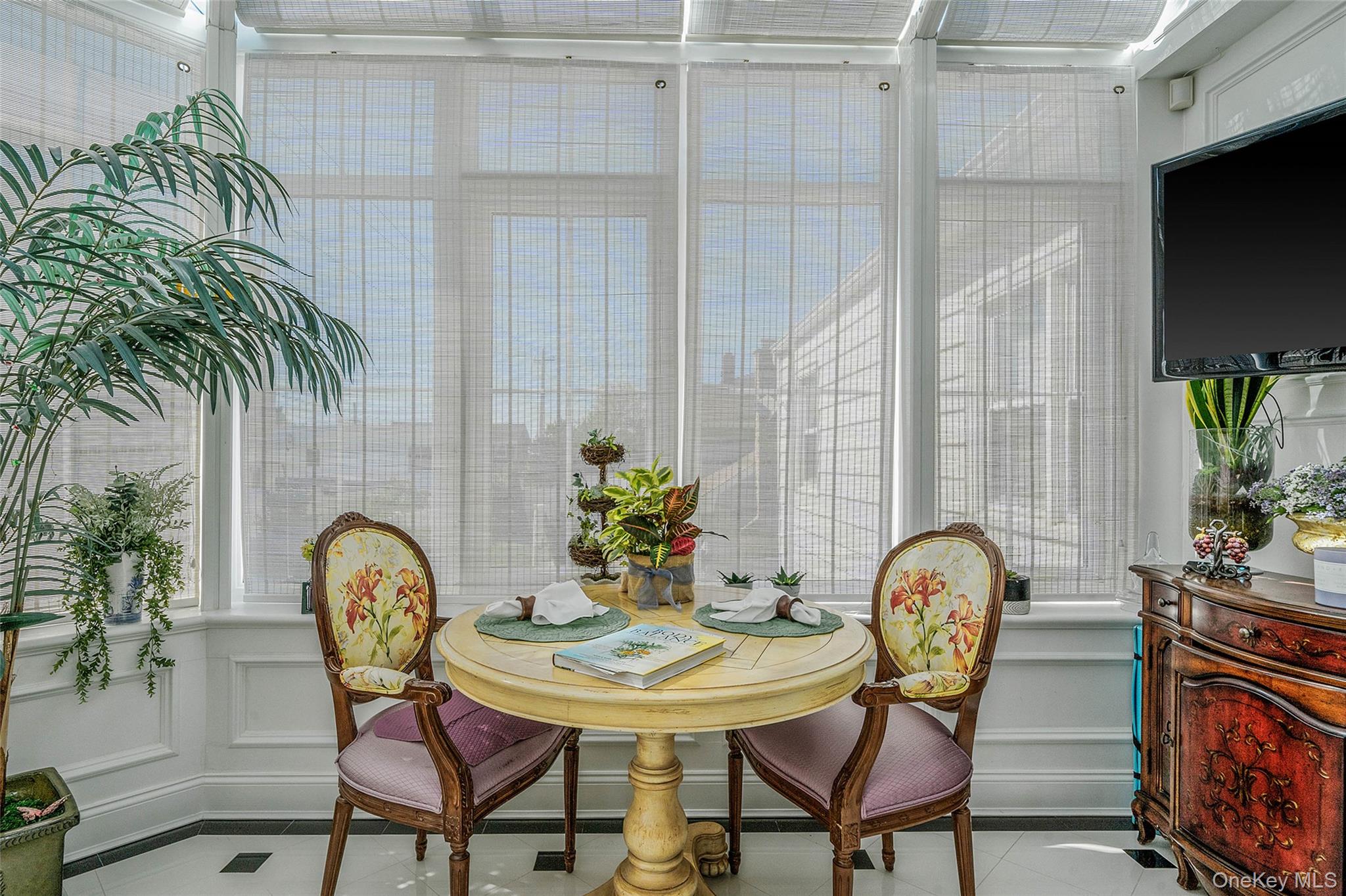 100 Mark Lane, Atlantic Beach, NY 11509