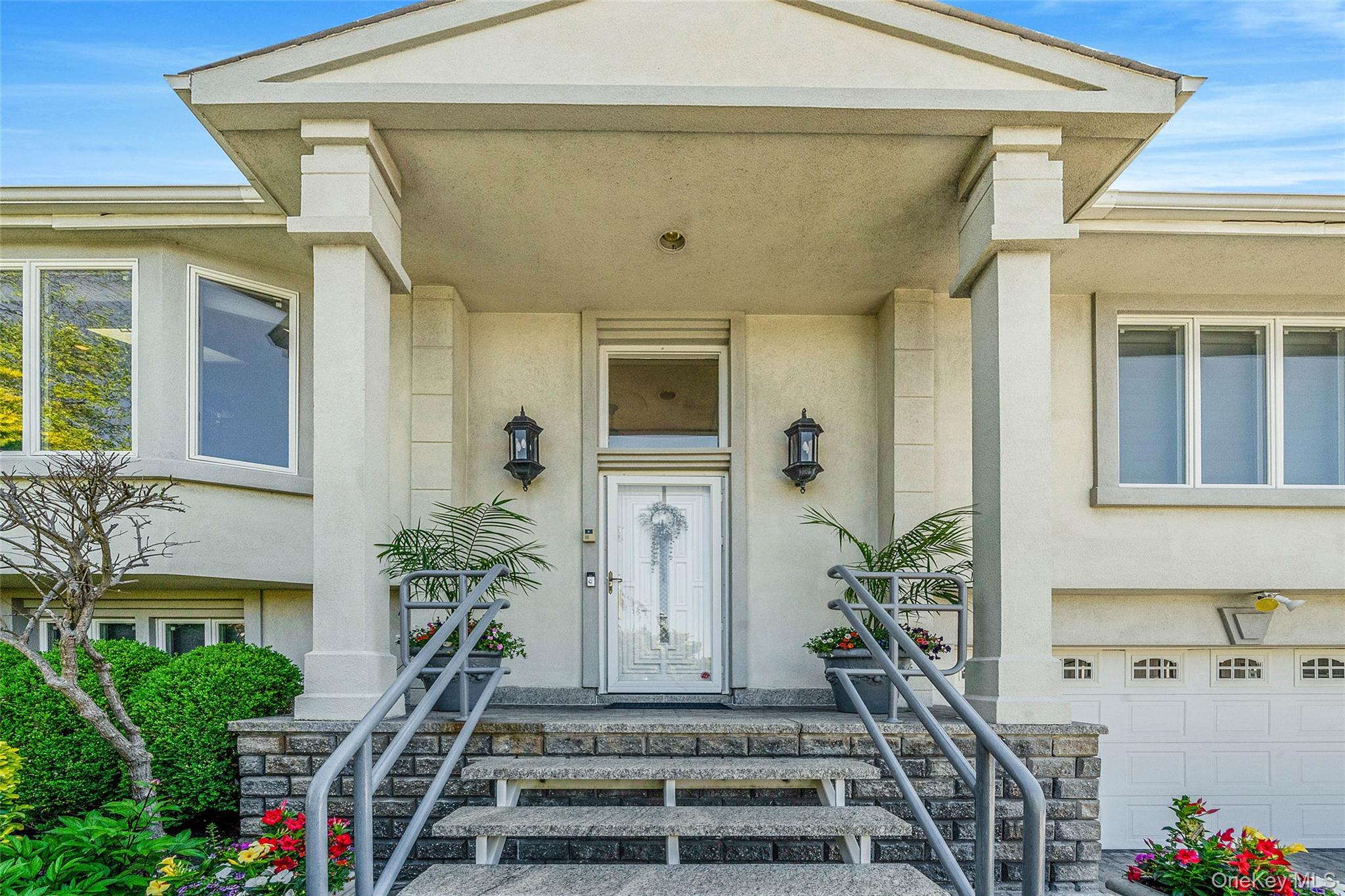 100 Mark Lane, Atlantic Beach, NY 11509