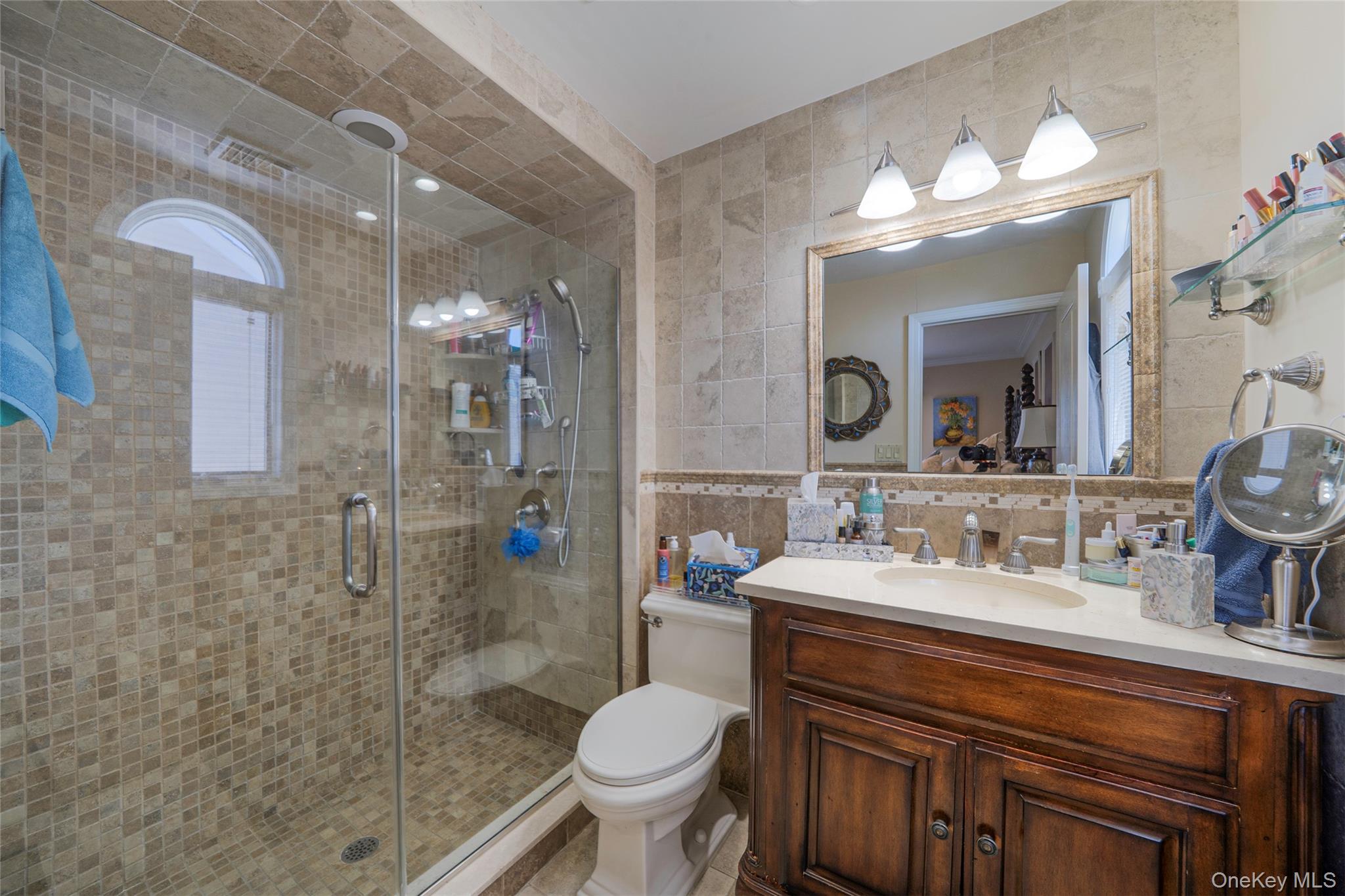 100 Mark Lane, Atlantic Beach, NY 11509