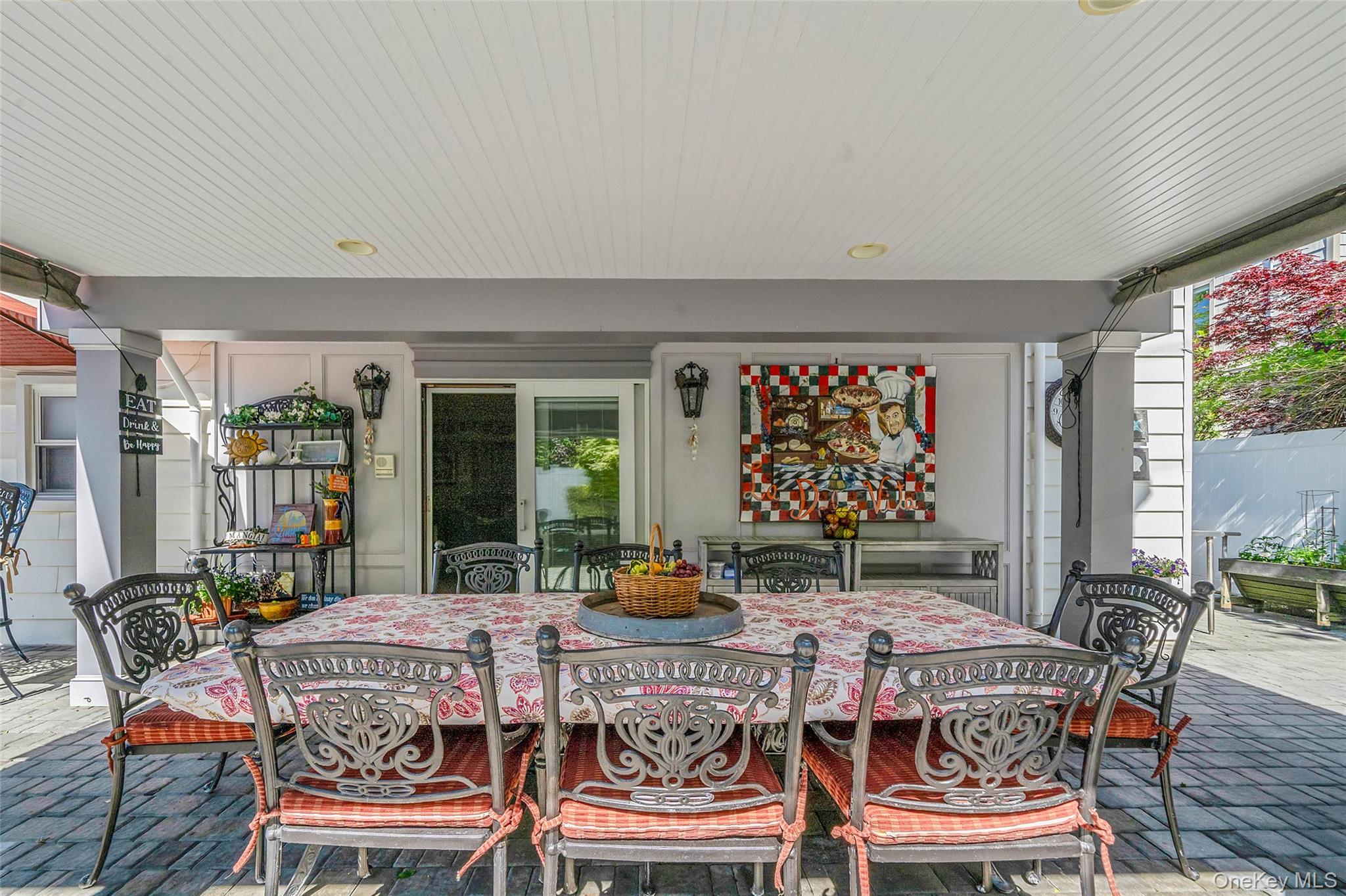 100 Mark Lane, Atlantic Beach, NY 11509