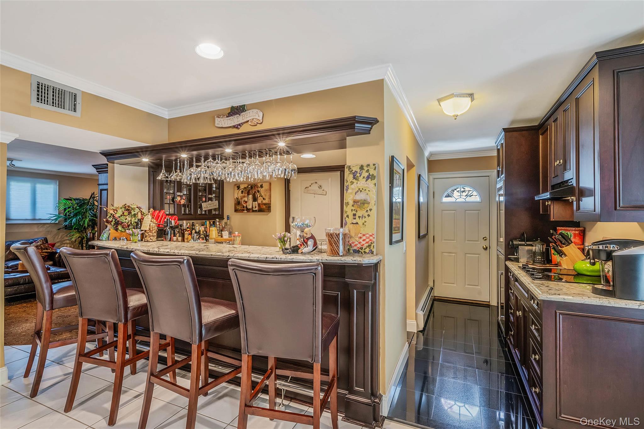 100 Mark Lane, Atlantic Beach, NY 11509