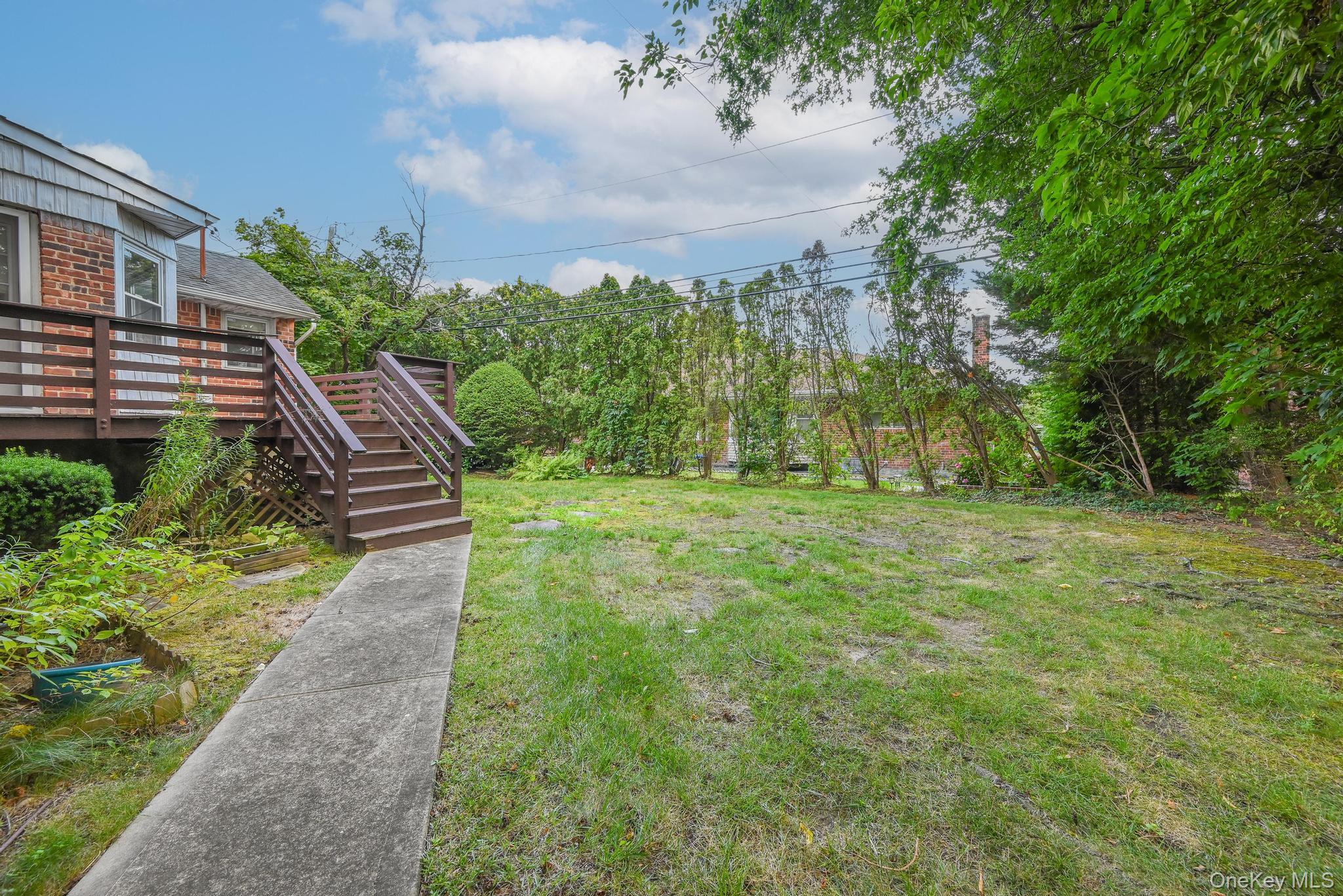 216 Birch Drive, New Hyde Park, NY 11040