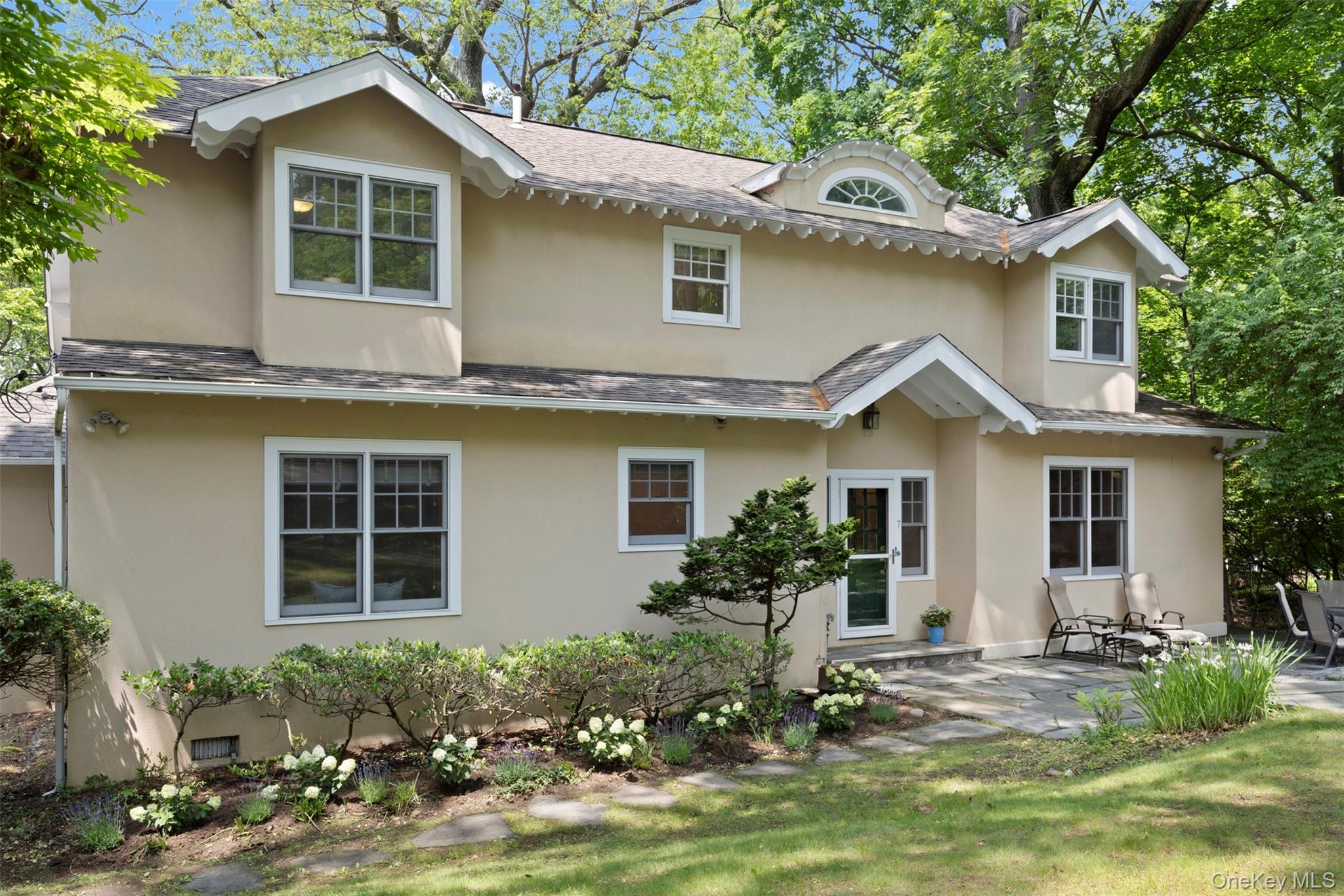 7 Ravine Drive, Hastings-on-Hudson, NY 10706