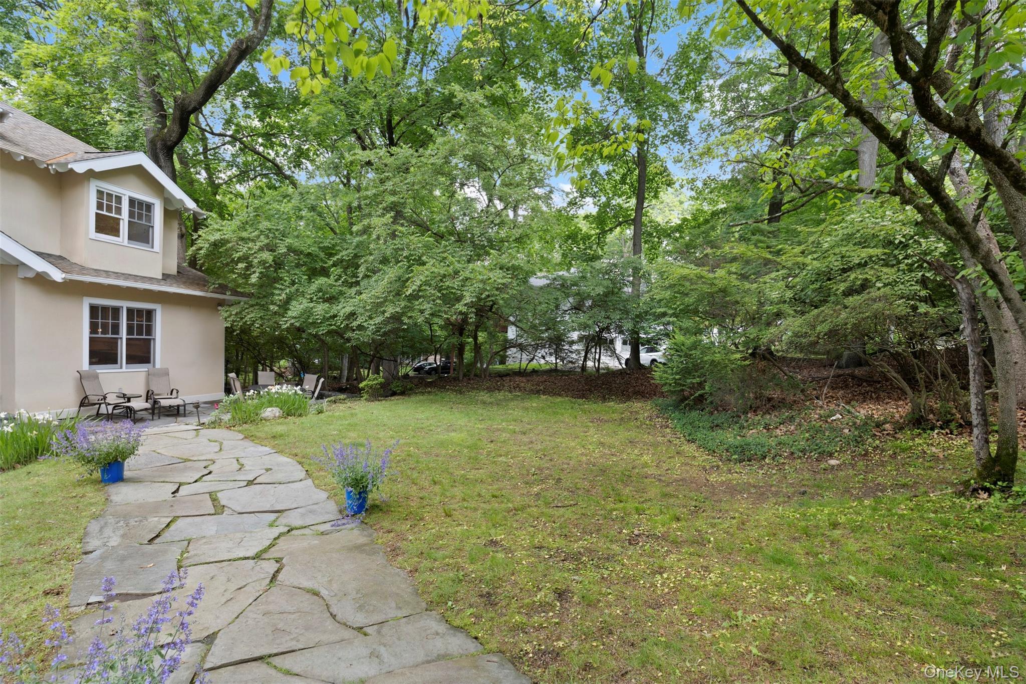 7 Ravine Drive, Hastings-on-Hudson, NY 10706