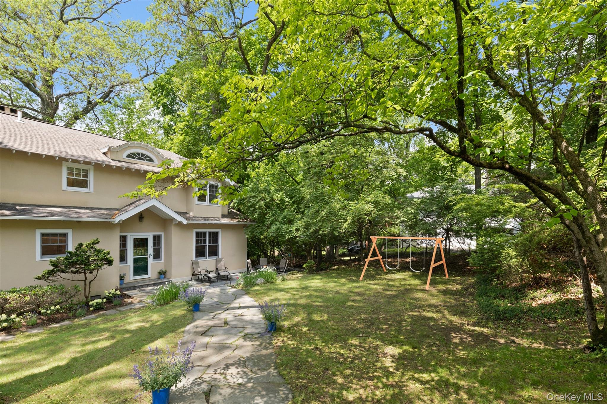 7 Ravine Drive, Hastings-on-Hudson, NY 10706