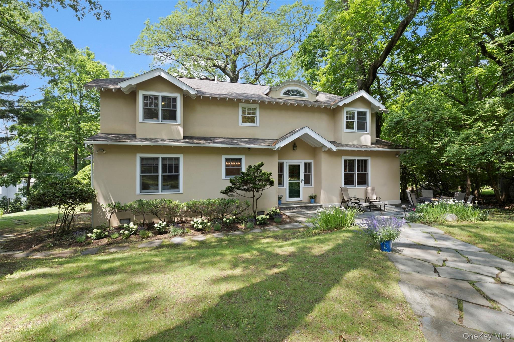 7 Ravine Drive, Hastings-on-Hudson, NY 10706