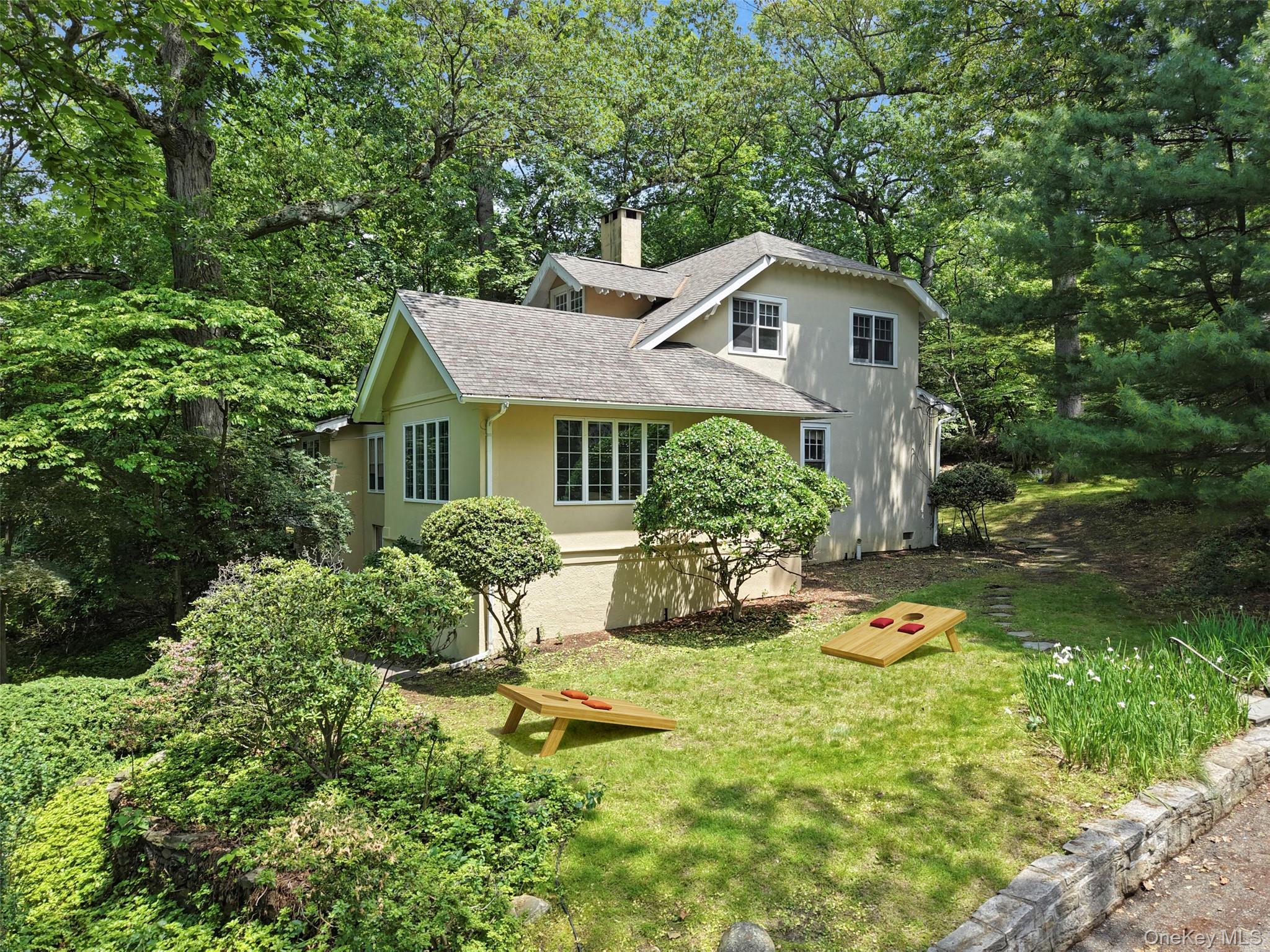 7 Ravine Drive, Hastings-on-Hudson, NY 10706