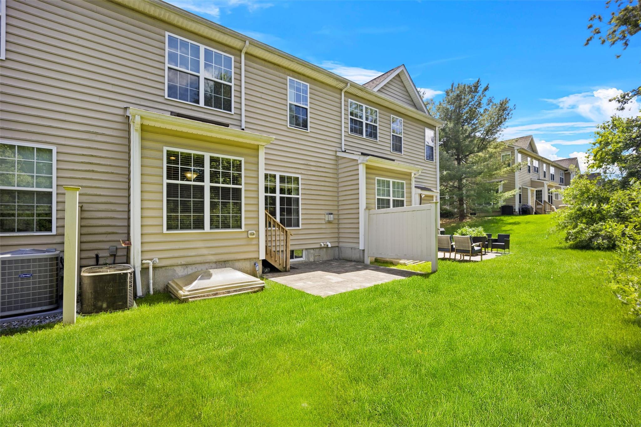 837 Huntington Drive # 152, Fishkill, NY 12524