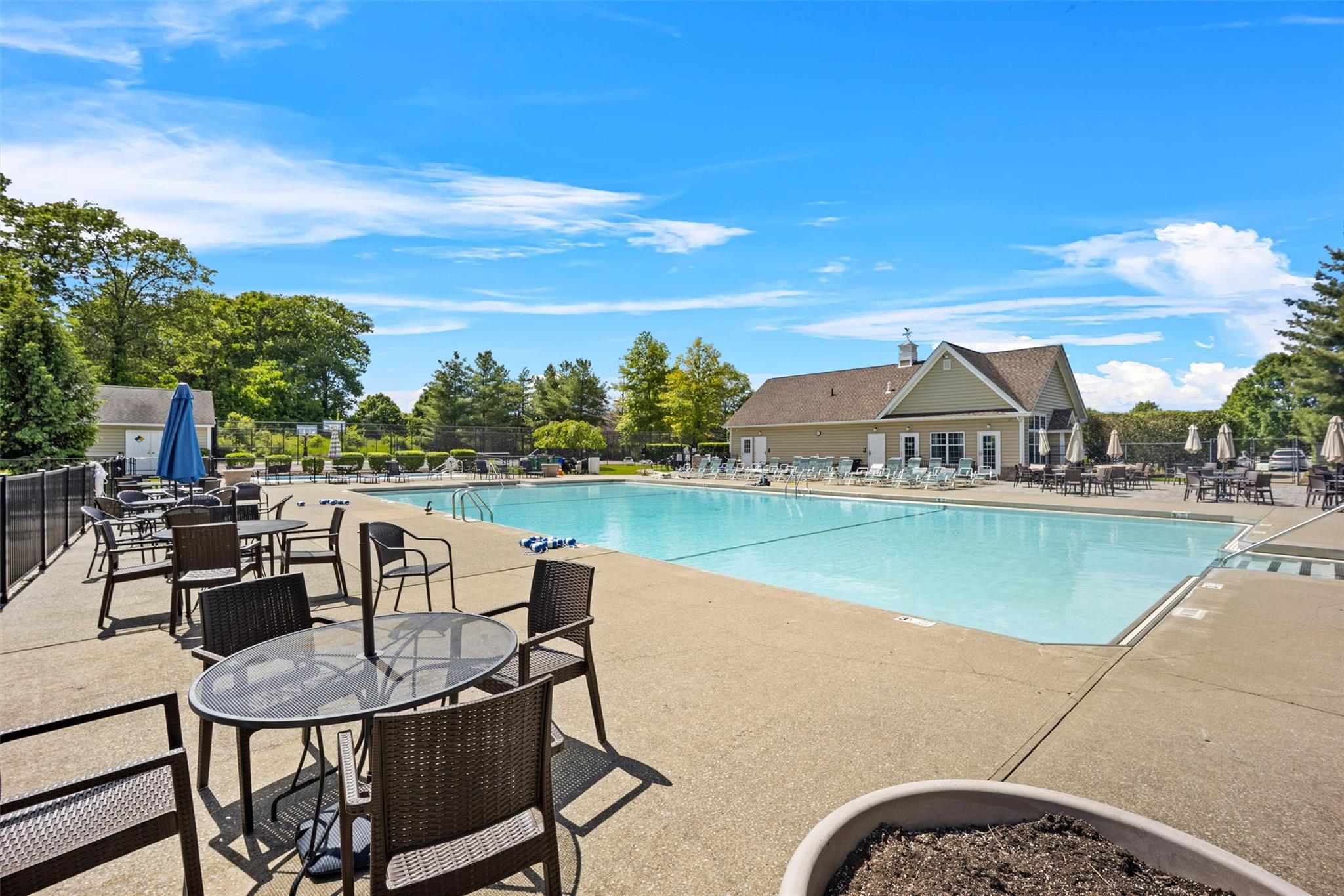 837 Huntington Drive # 152, Fishkill, NY 12524