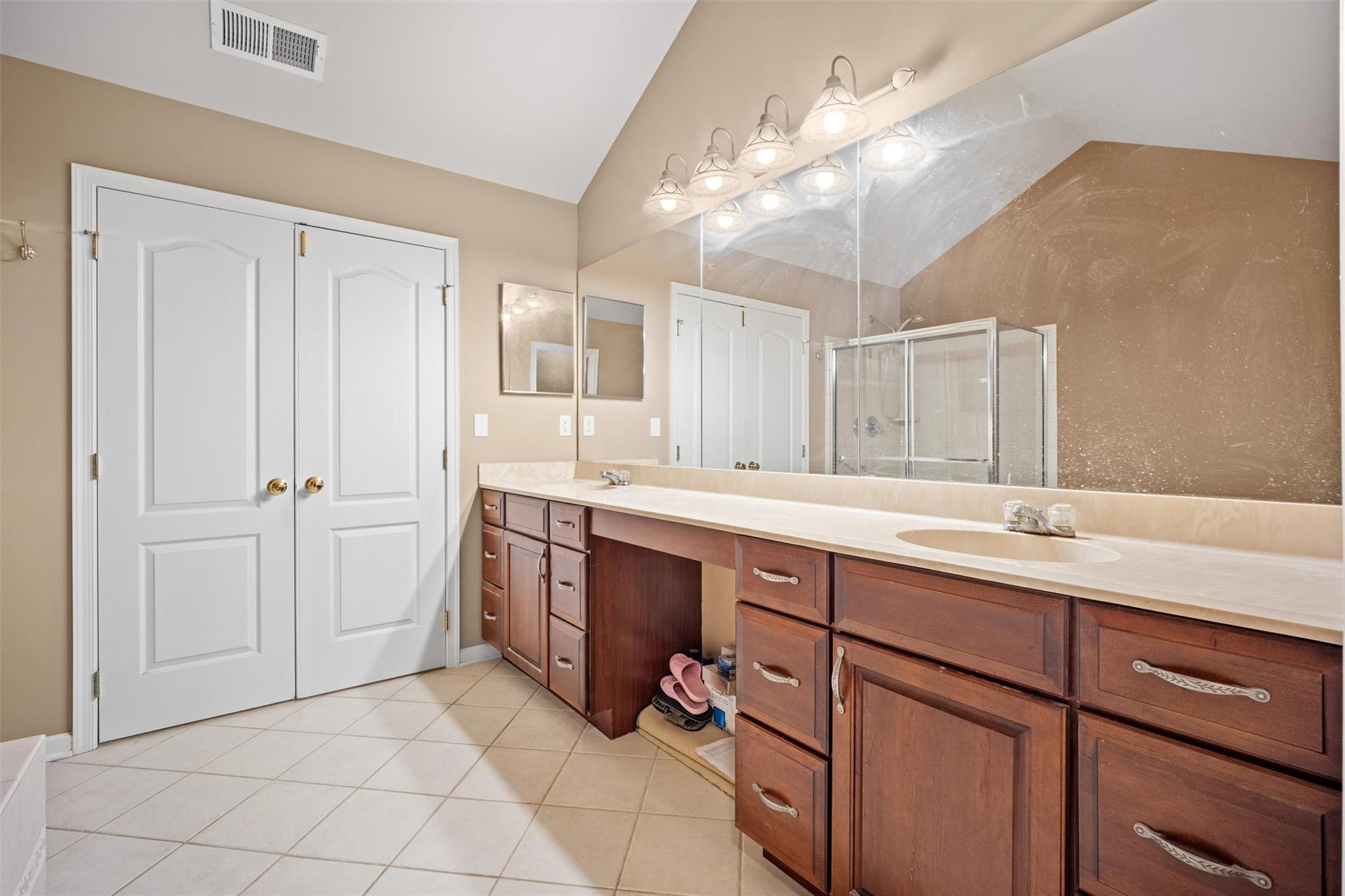 837 Huntington Drive # 152, Fishkill, NY 12524