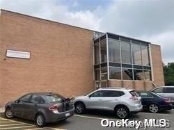 201 Northwest Drive # 9, Farmingdale, NY 11735