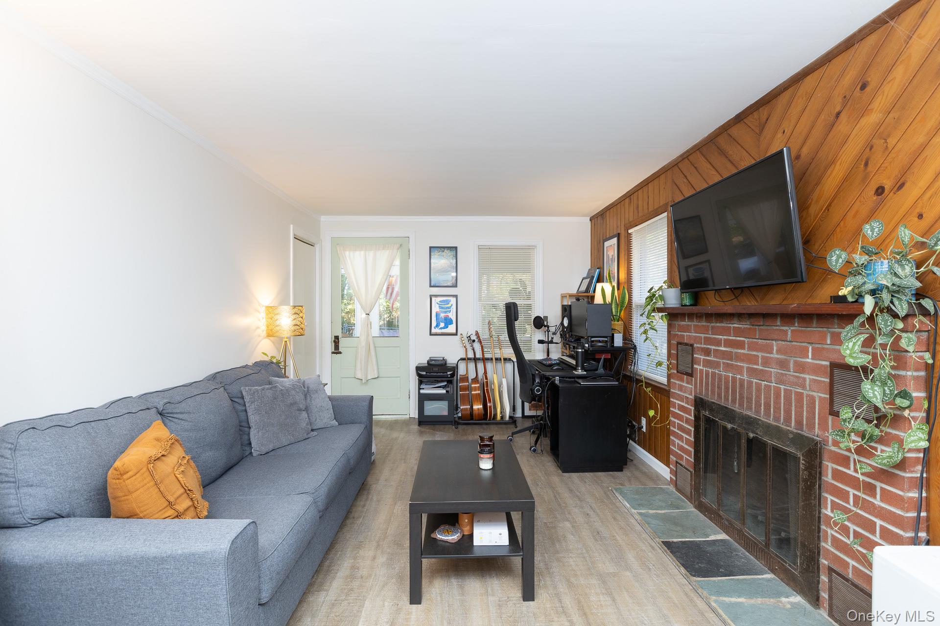 137C Shore Road, Mount Sinai, NY 11766