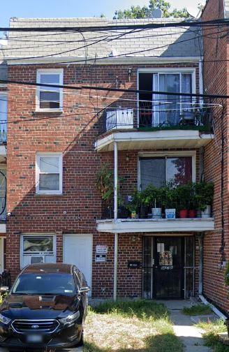 84-03A Chapin Parkway, Jamaica Hills, NY 11432