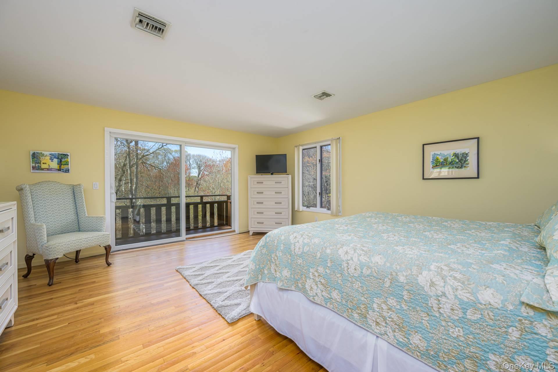 47 Spring Pond Lane, Southampton, NY 11968