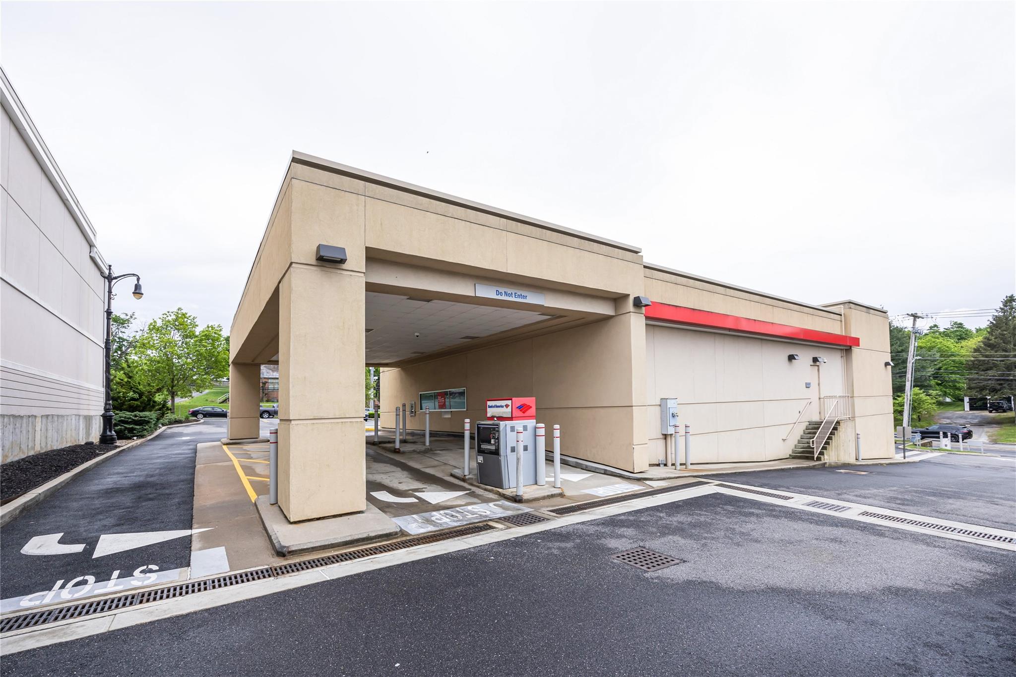 8225 Jericho Turnpike, Woodbury, NY 11797