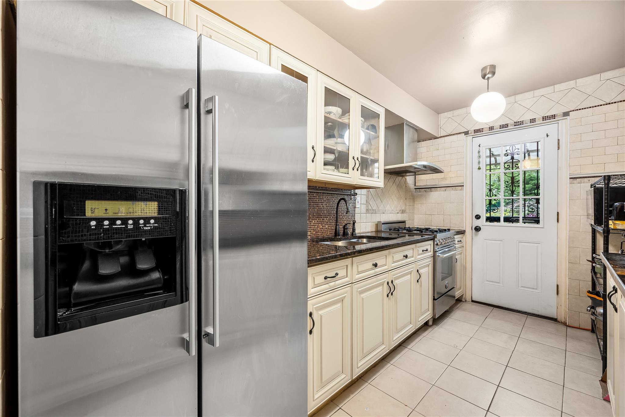 17-12 Starr Street, Ridgewood, NY 11385