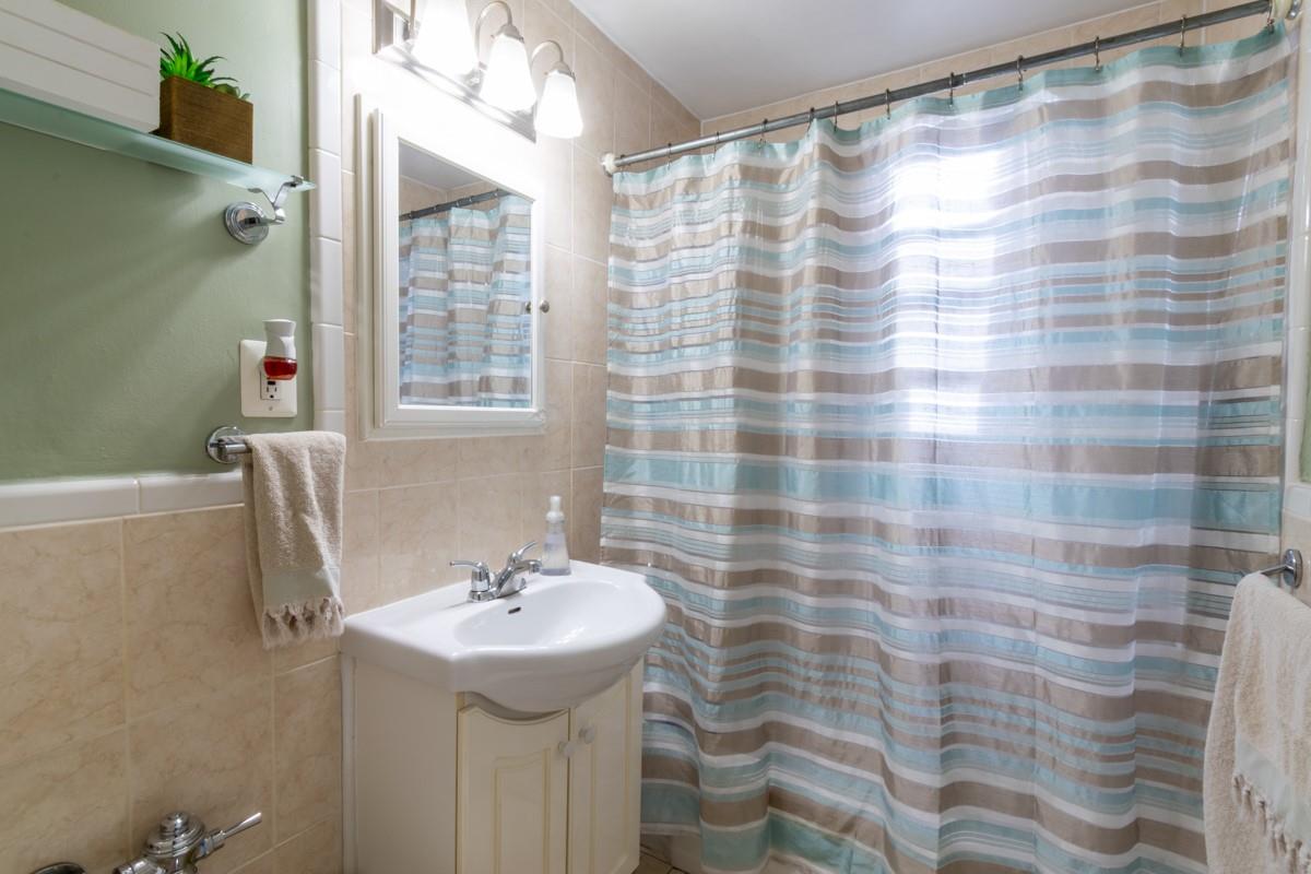 365 Bronx River Road # 2M, Yonkers, NY 10704