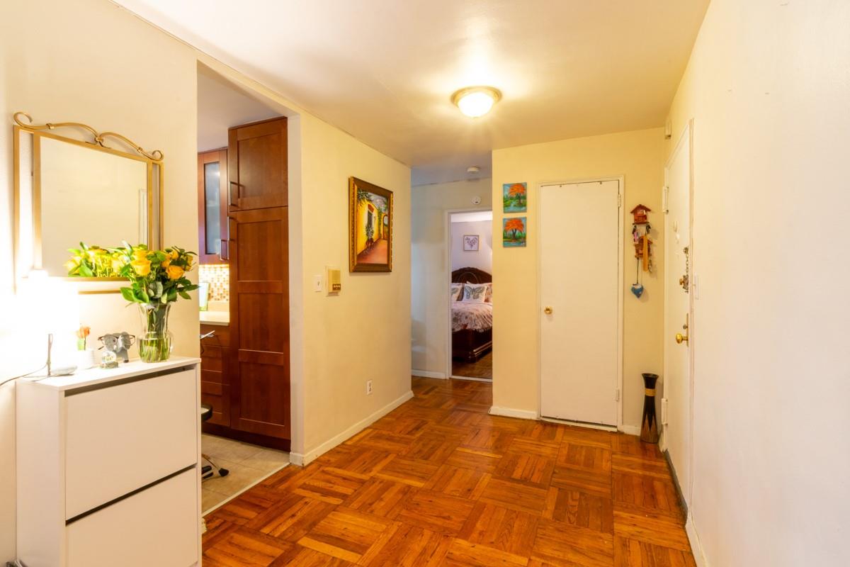 365 Bronx River Road # 2M, Yonkers, NY 10704