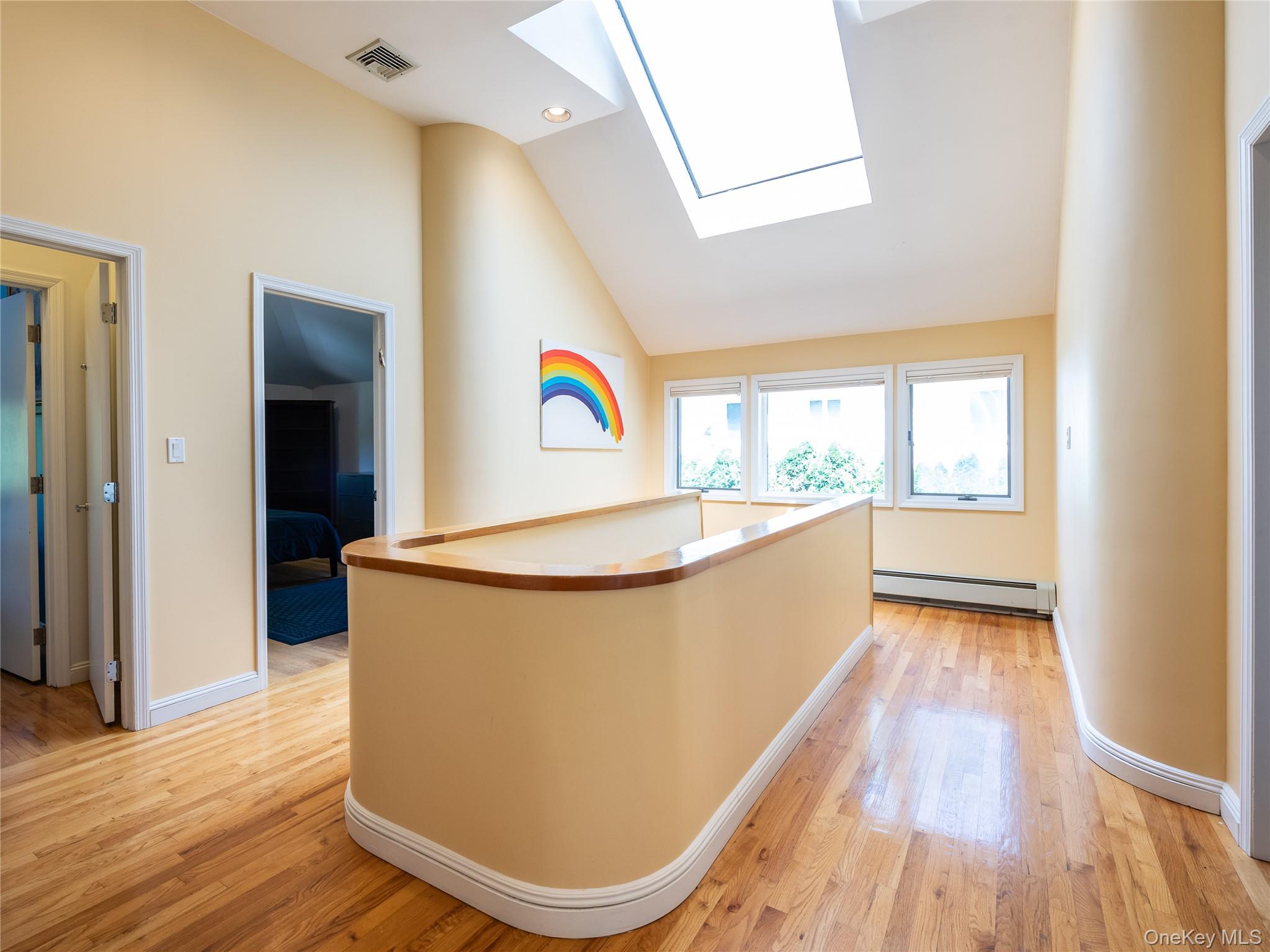 43 Oxford Boulevard, Great Neck, NY 11023