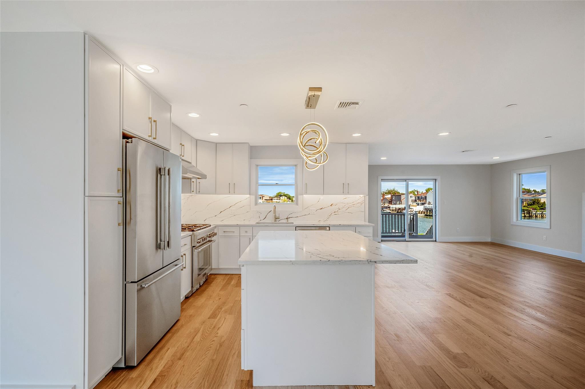 237 Mott Street, Oceanside, NY 11572