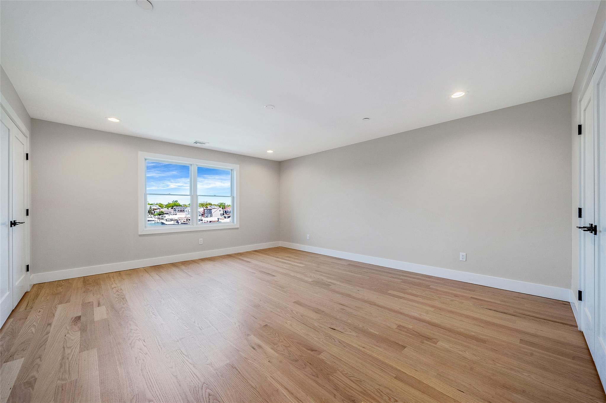 237 Mott Street, Oceanside, NY 11572