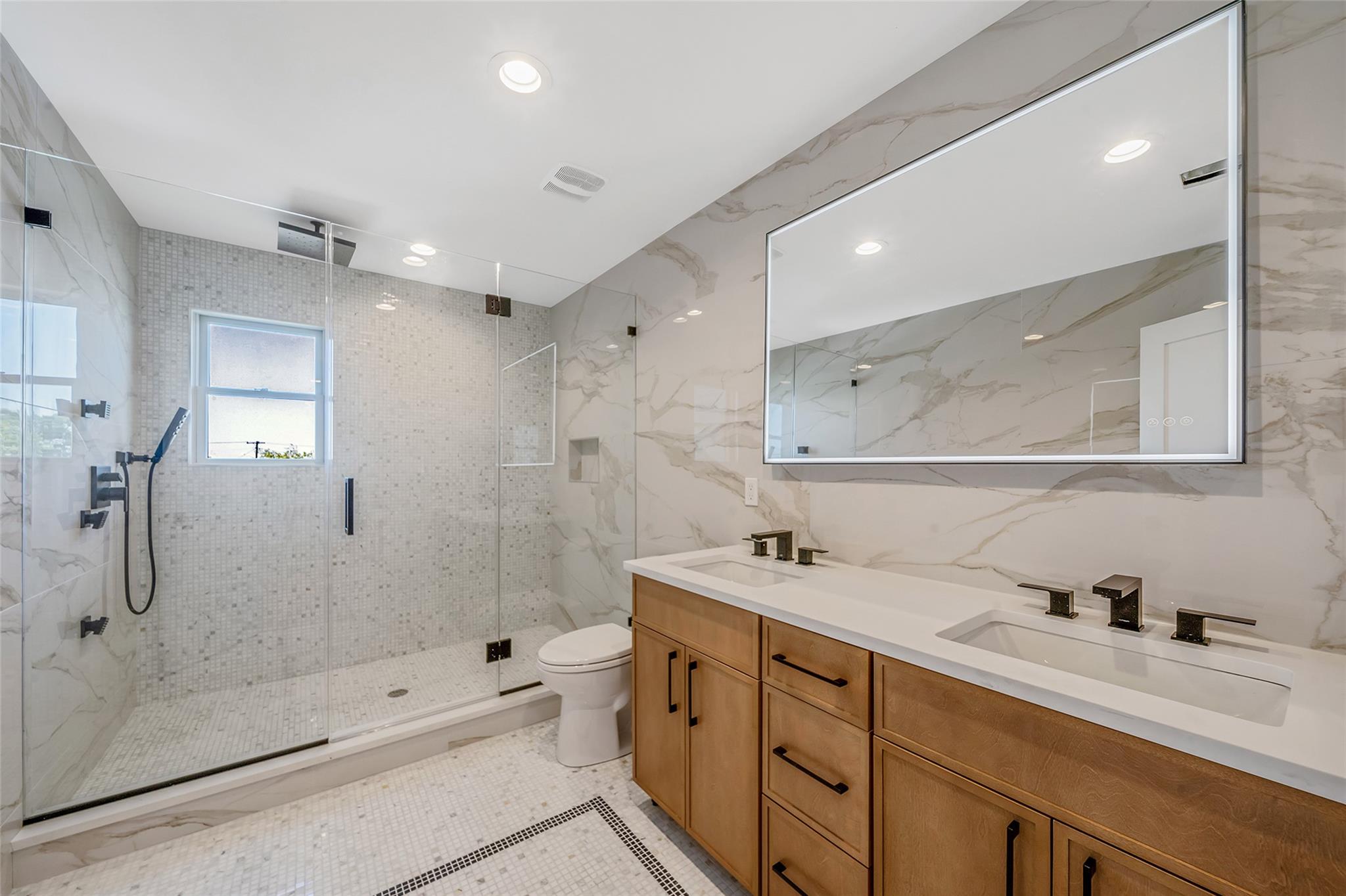 237 Mott Street, Oceanside, NY 11572