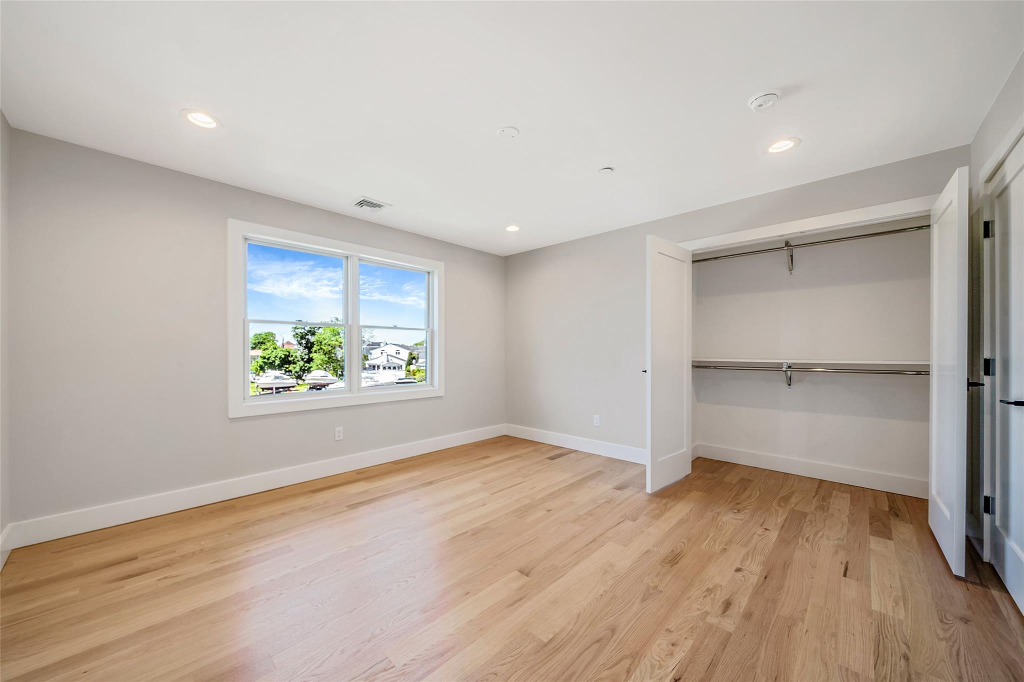 237 Mott Street, Oceanside, NY 11572