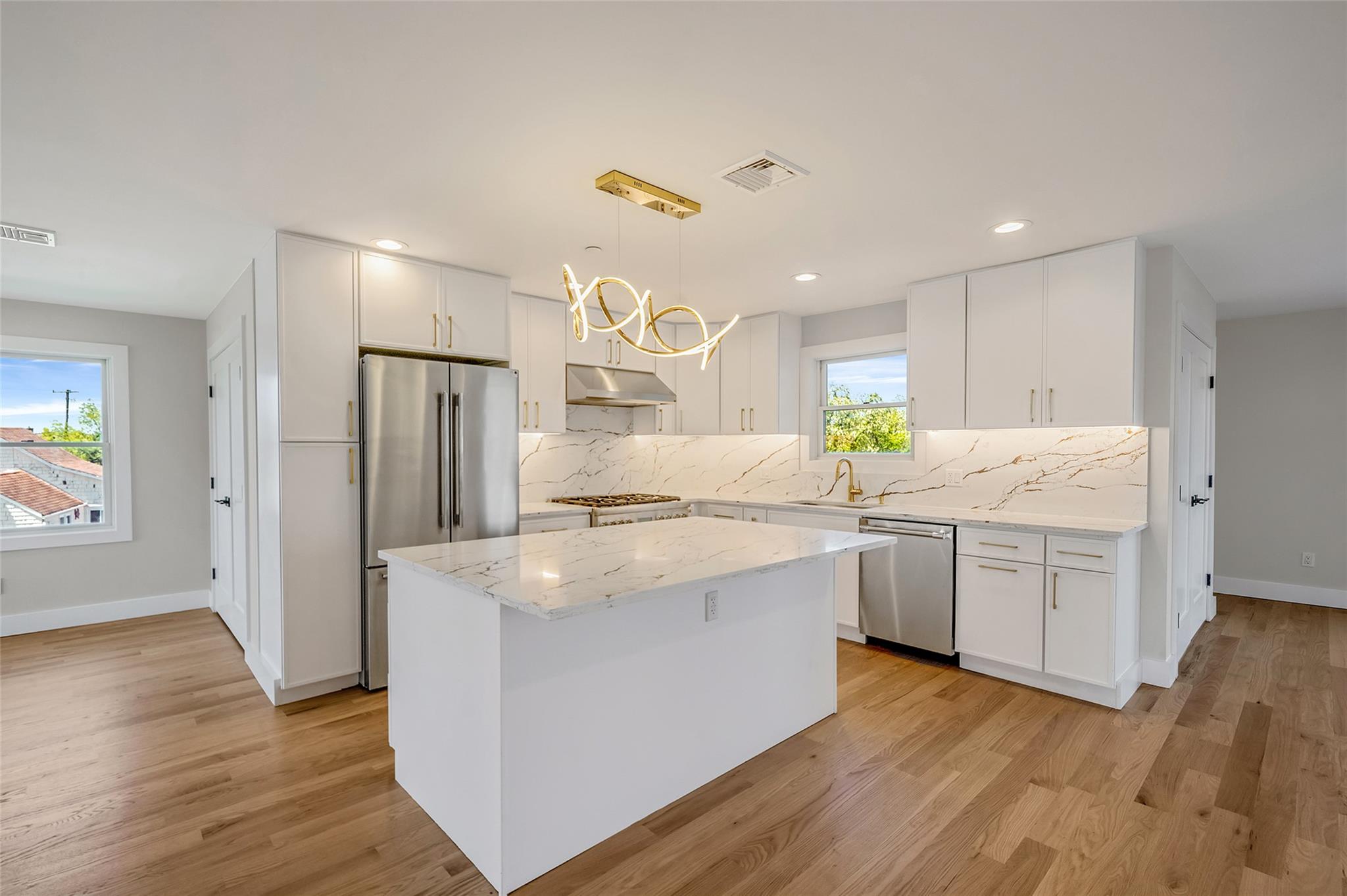 237 Mott Street, Oceanside, NY 11572