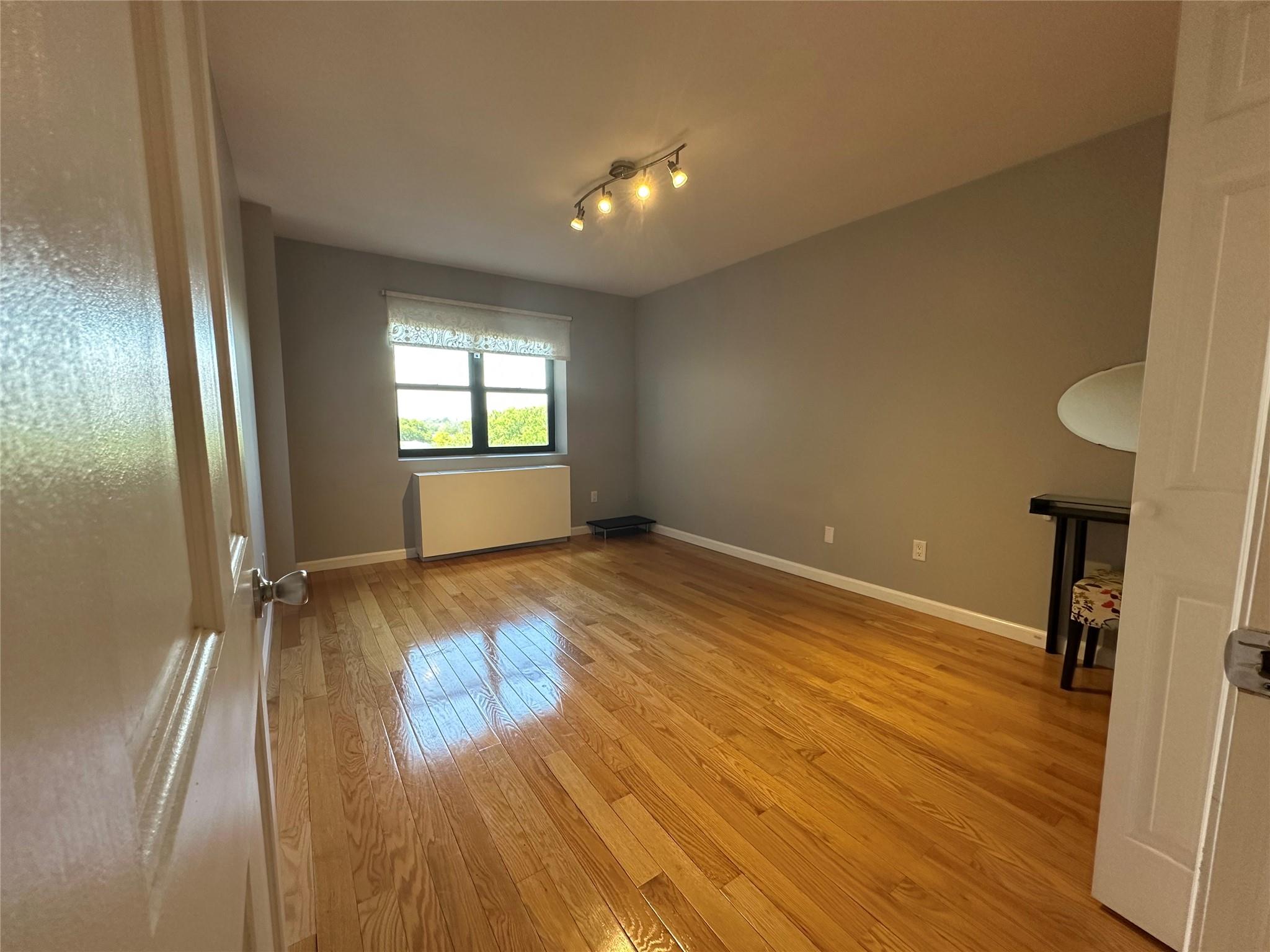 87-30 62nd Avenue # 5-E, Rego Park, NY 11374