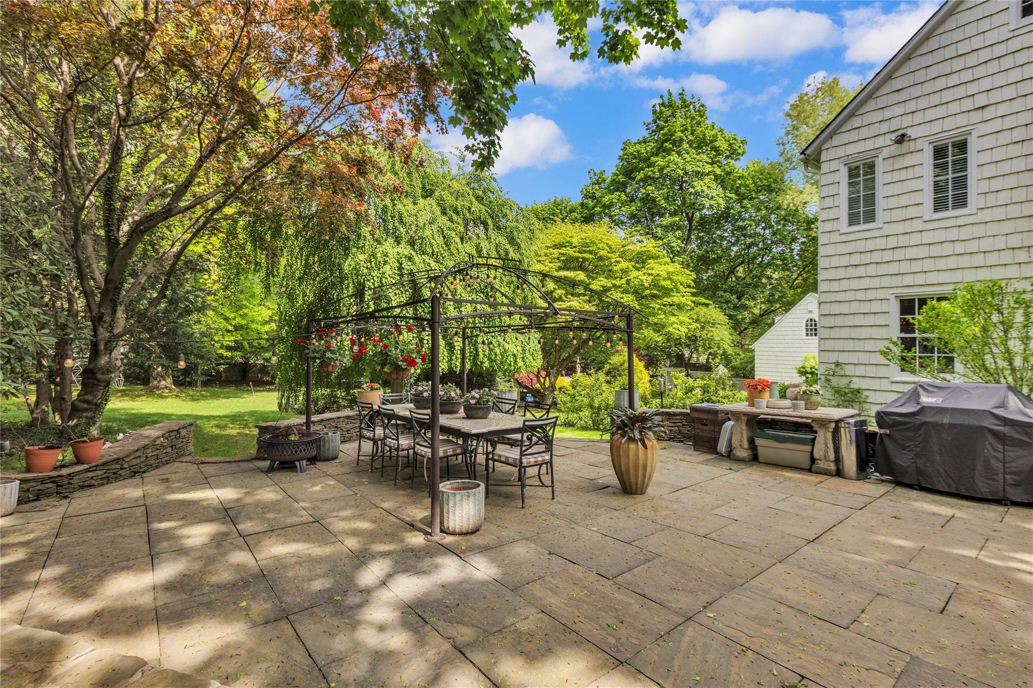 91 Warwick Road, Bronxville, NY 10708