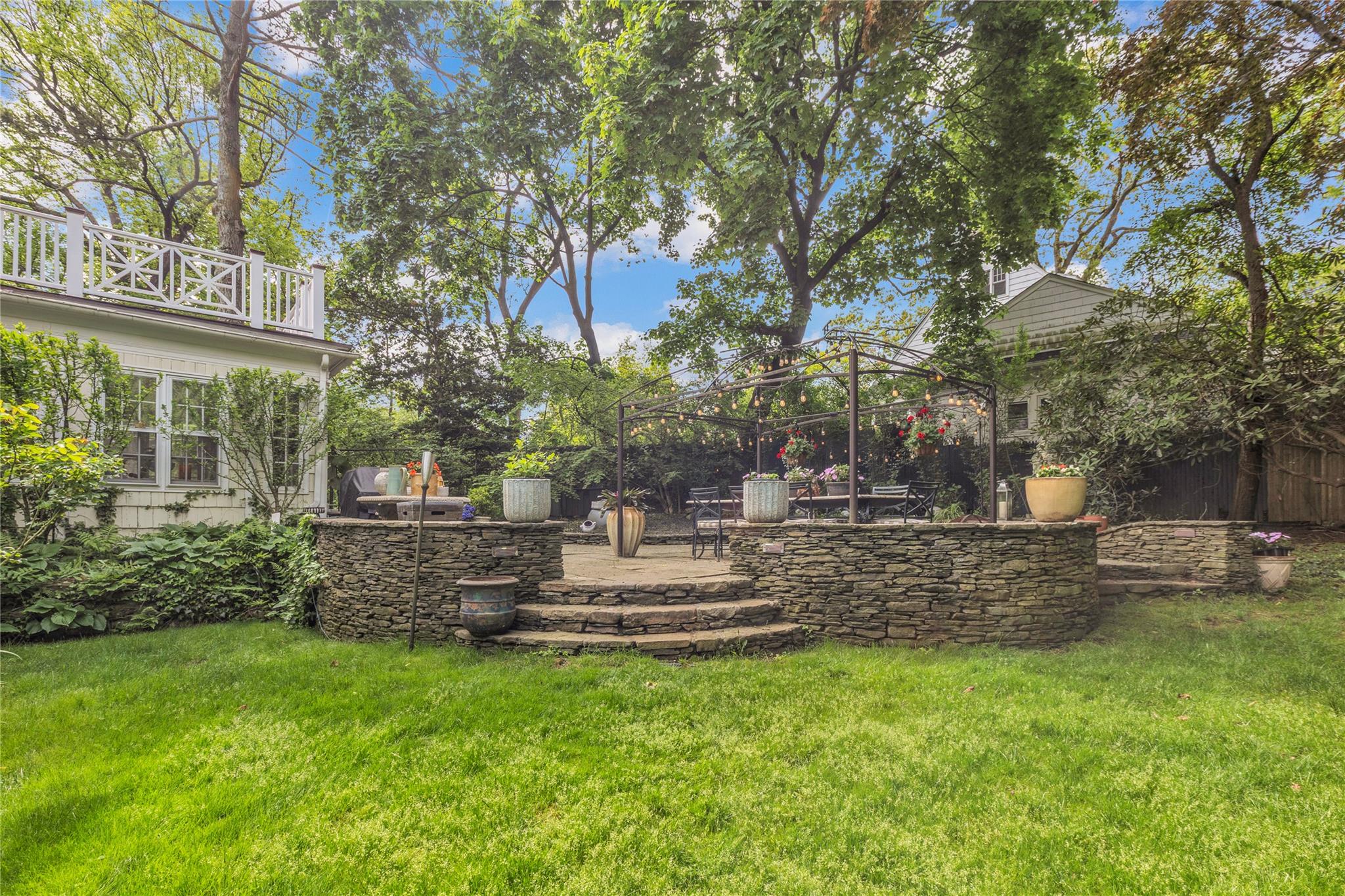 91 Warwick Road, Bronxville, NY 10708