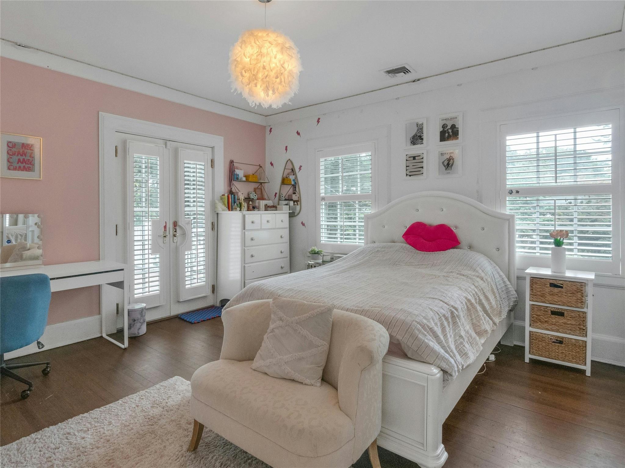 91 Warwick Road, Bronxville, NY 10708