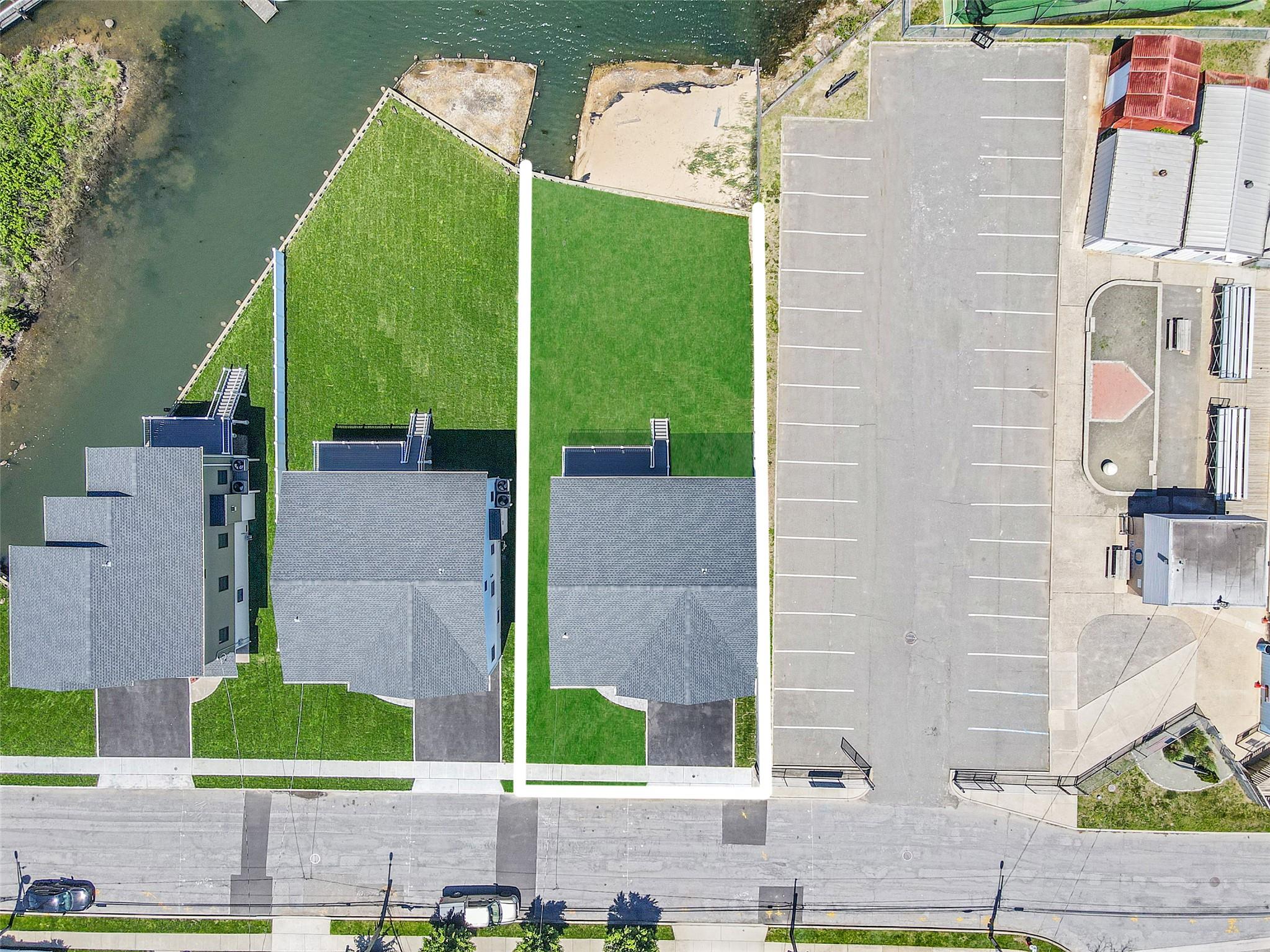 243 Mott Street, Oceanside, NY 11572