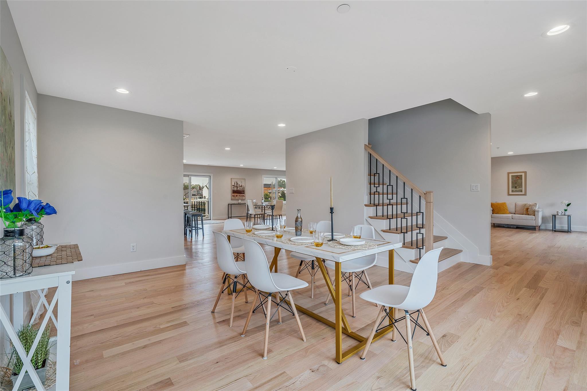 243 Mott Street, Oceanside, NY 11572