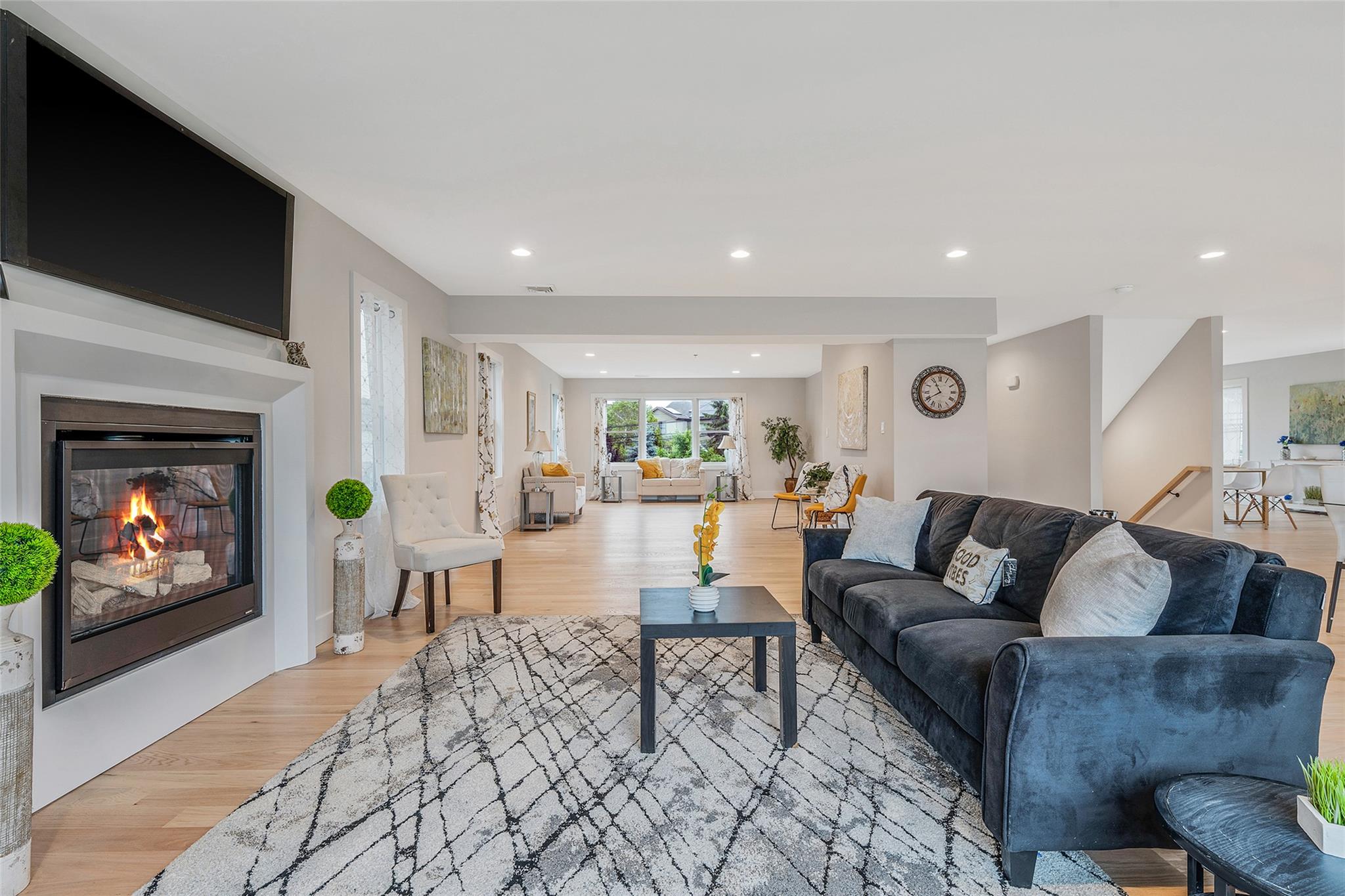 243 Mott Street, Oceanside, NY 11572