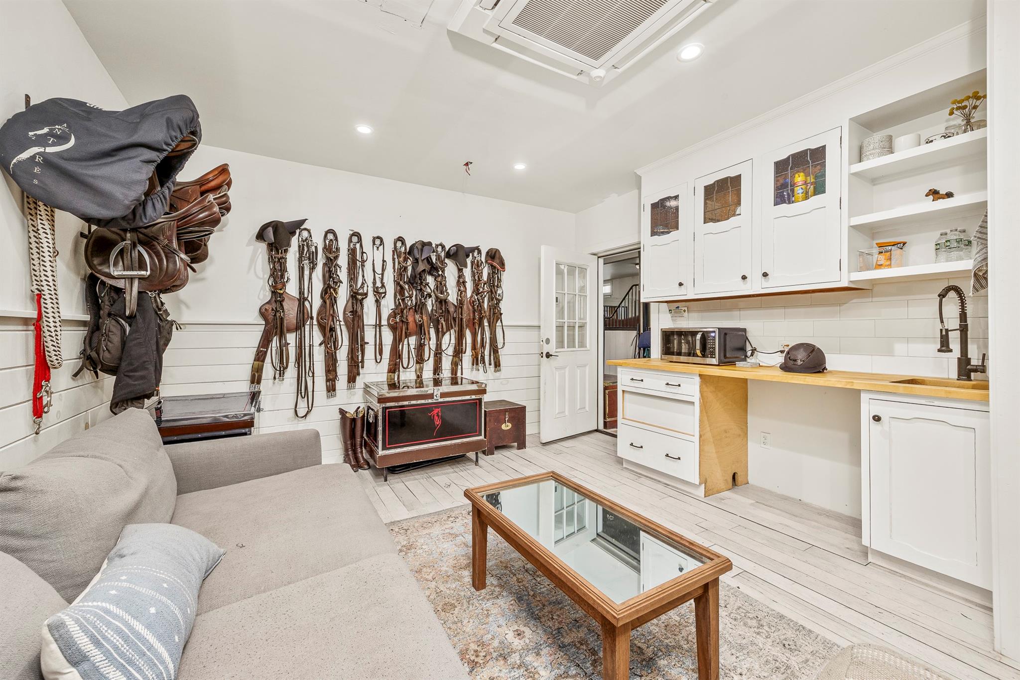 8 Lost Pond Lane, North Salem, NY 10560