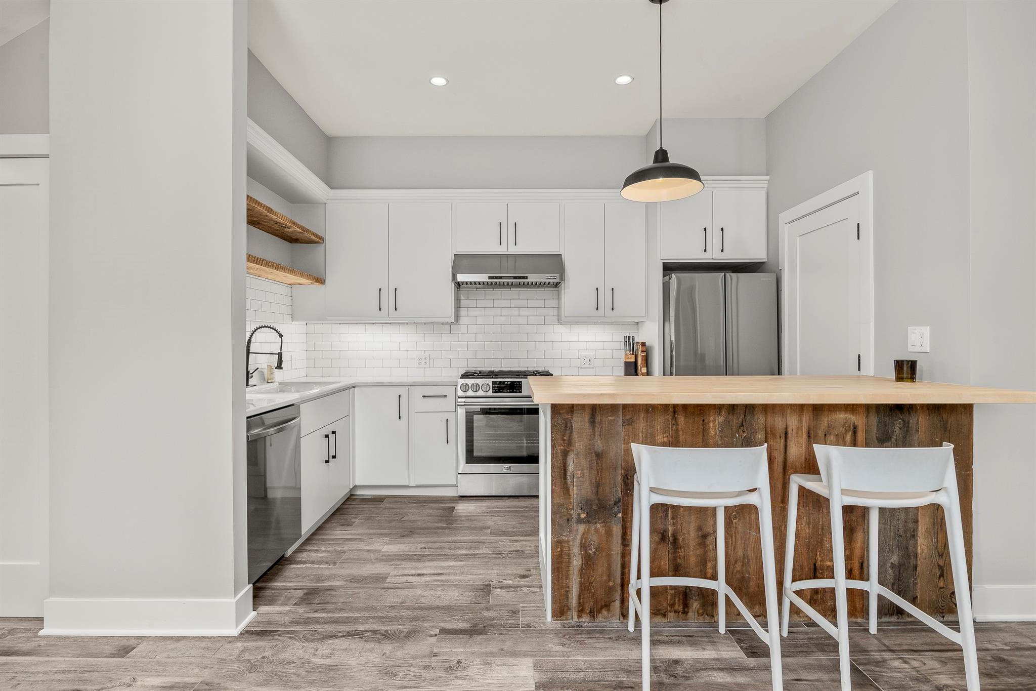 8 Lost Pond Lane, North Salem, NY 10560