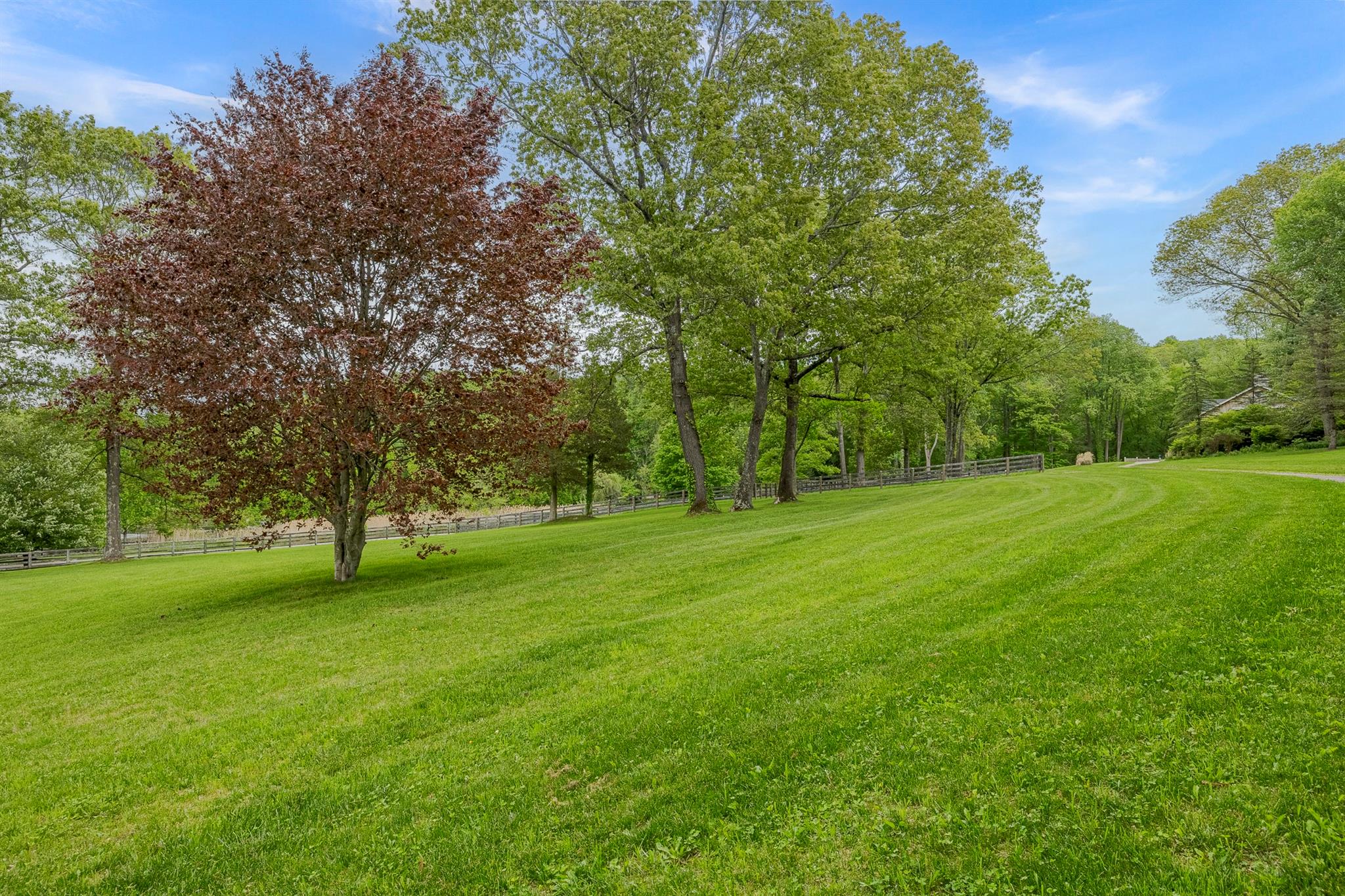 8 Lost Pond Lane, North Salem, NY 10560